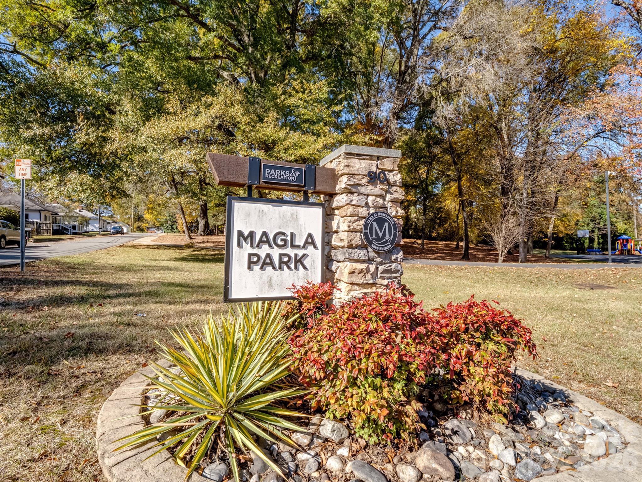 216 Devon Forest Drive — Mooresville
