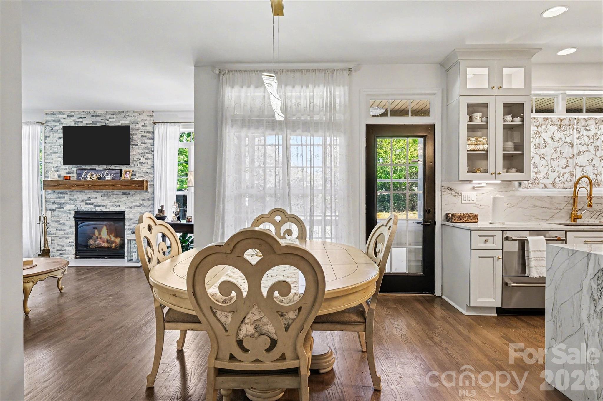 7233 Mcewen Place — Mint Hill
