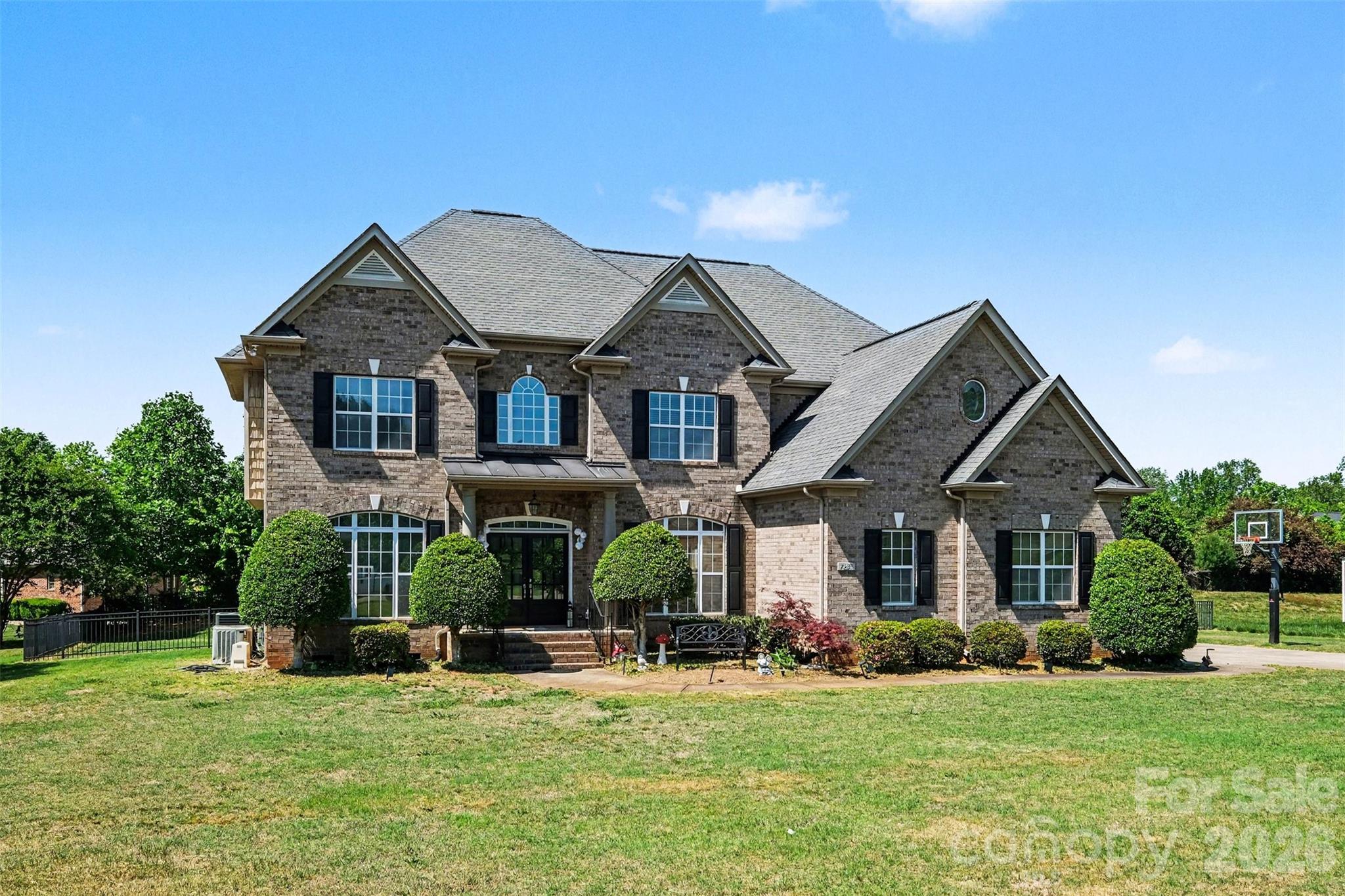 7233 Mcewen Place — Mint Hill
