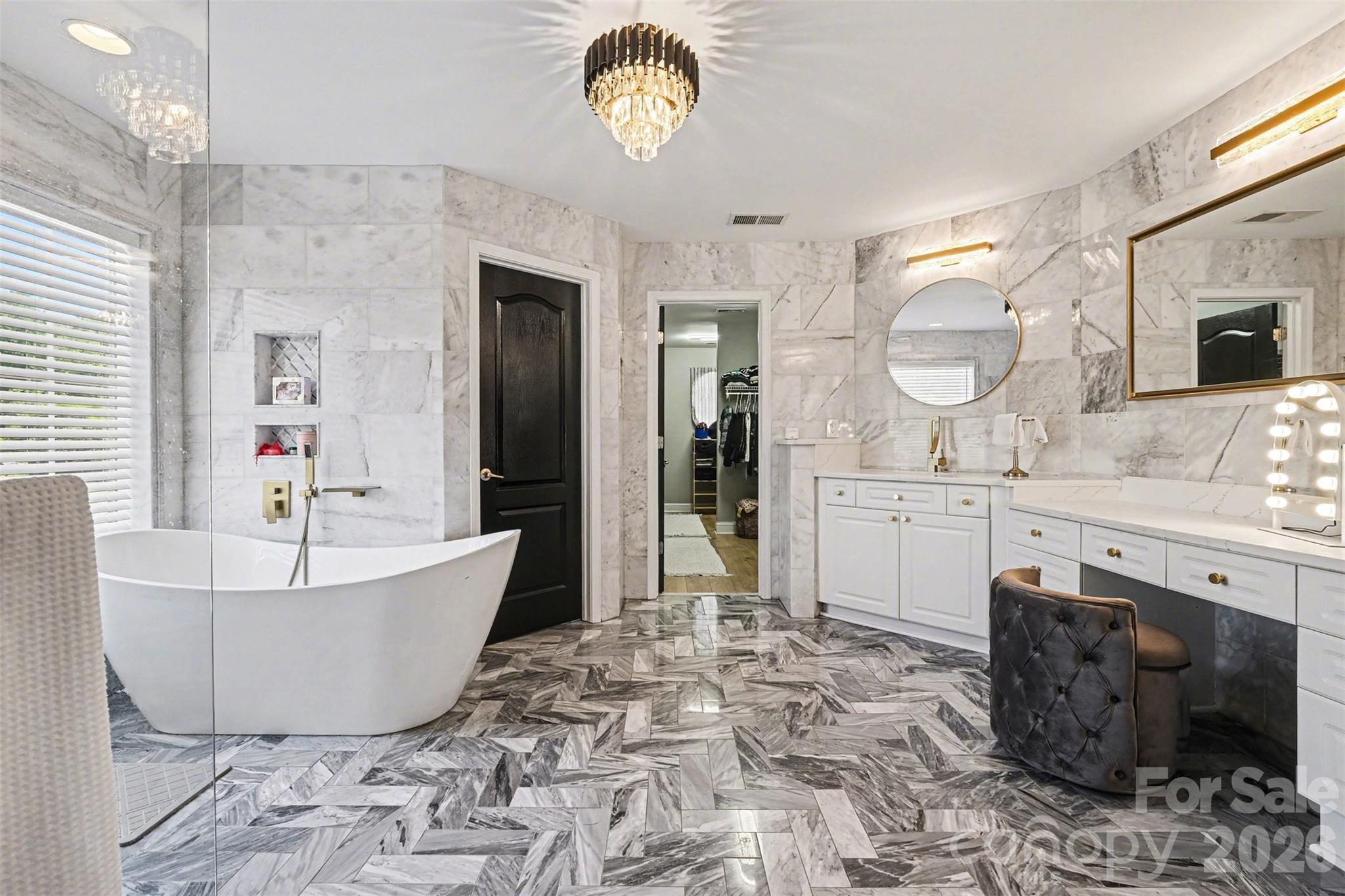 7233 Mcewen Place — Mint Hill