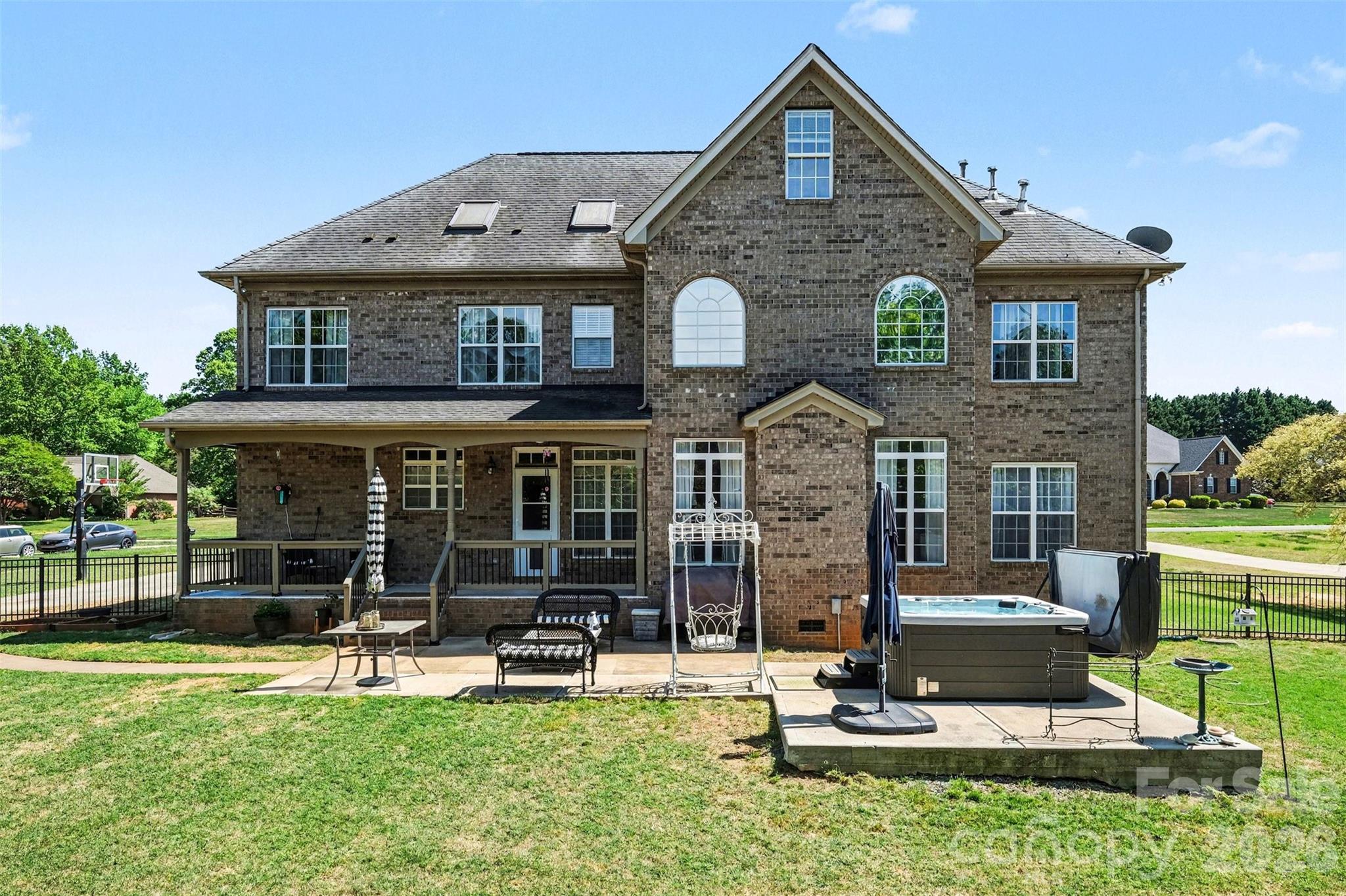 7233 Mcewen Place — Mint Hill