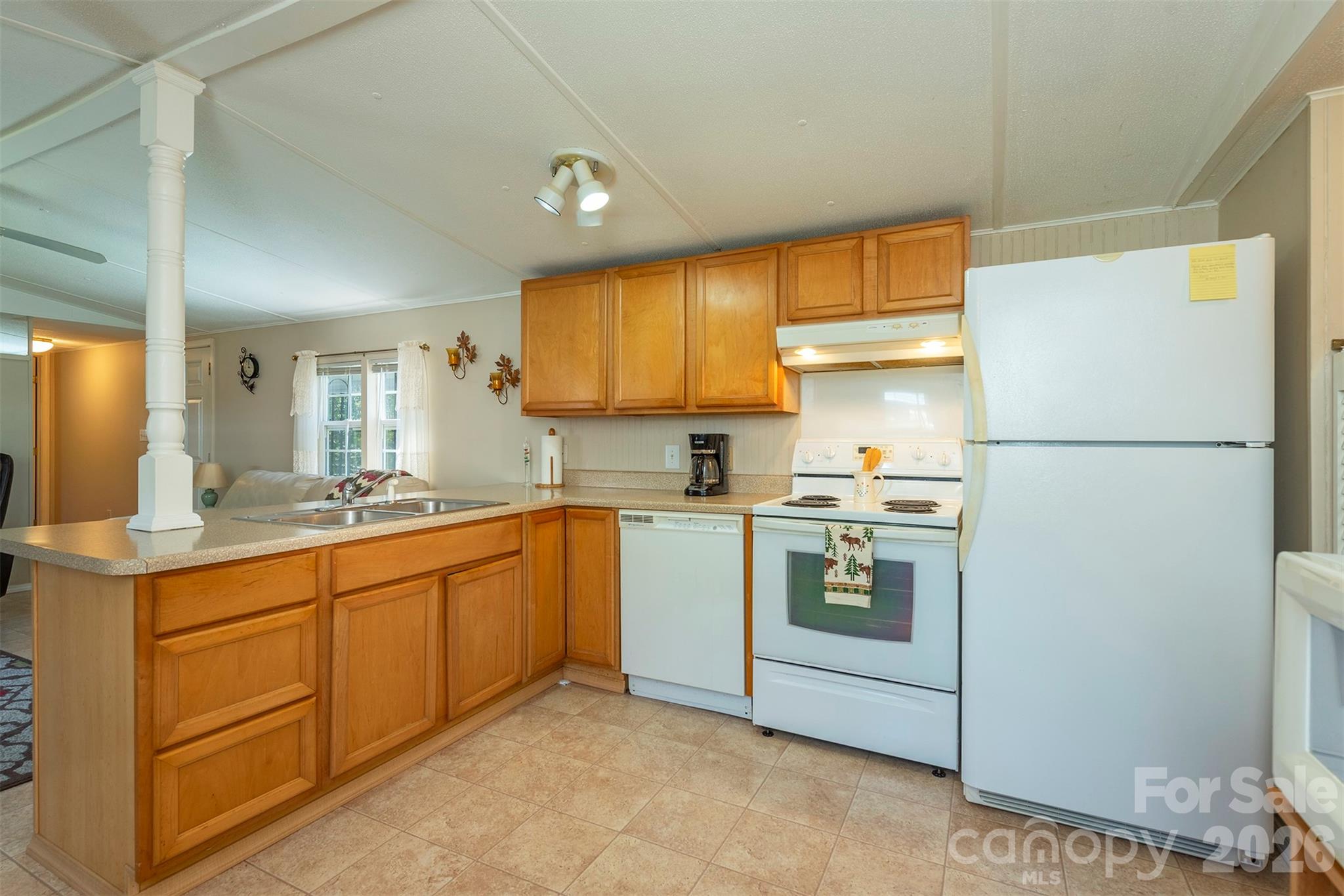 28 Brooks Cove Road — Black Mountain