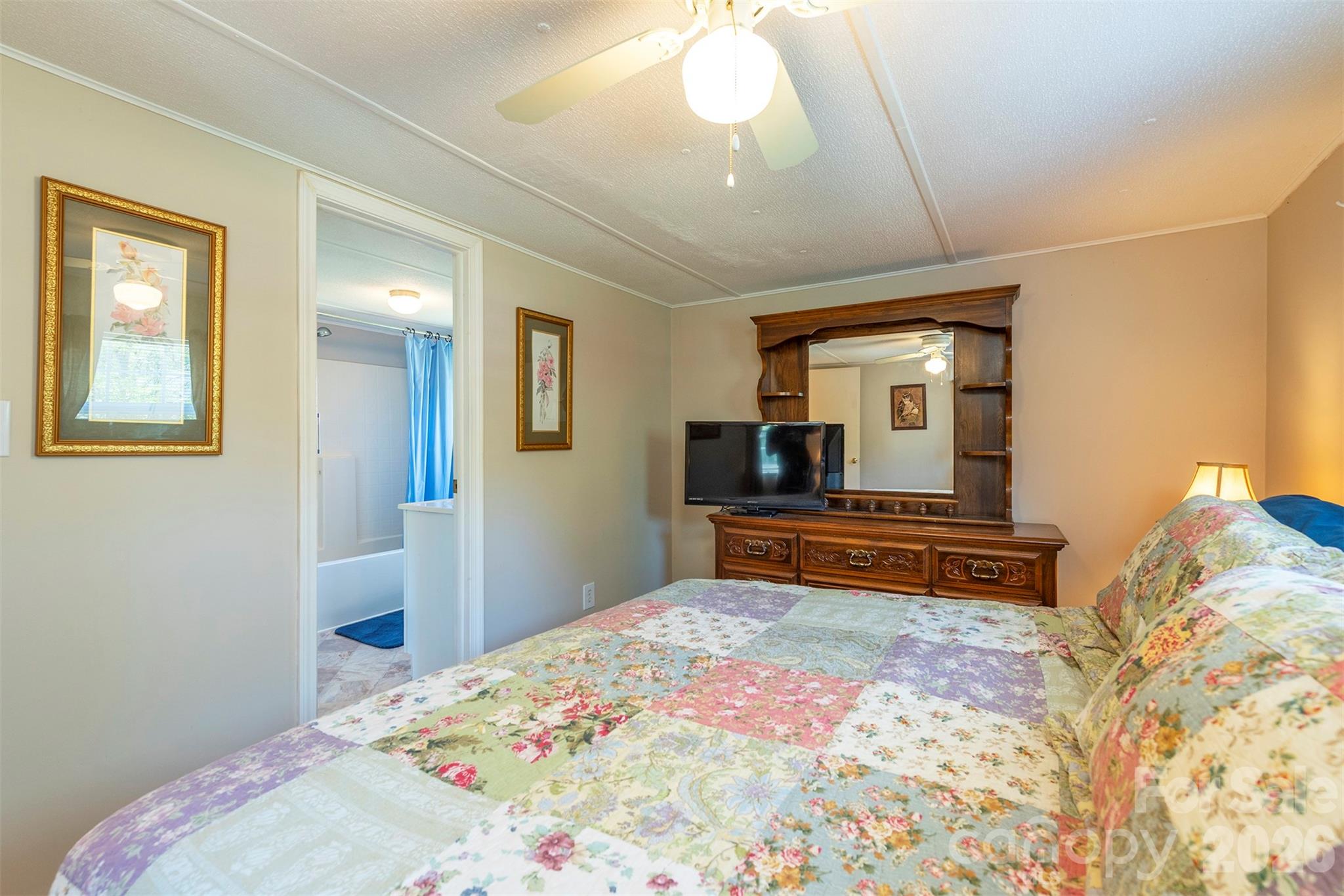 28 Brooks Cove Road — Black Mountain