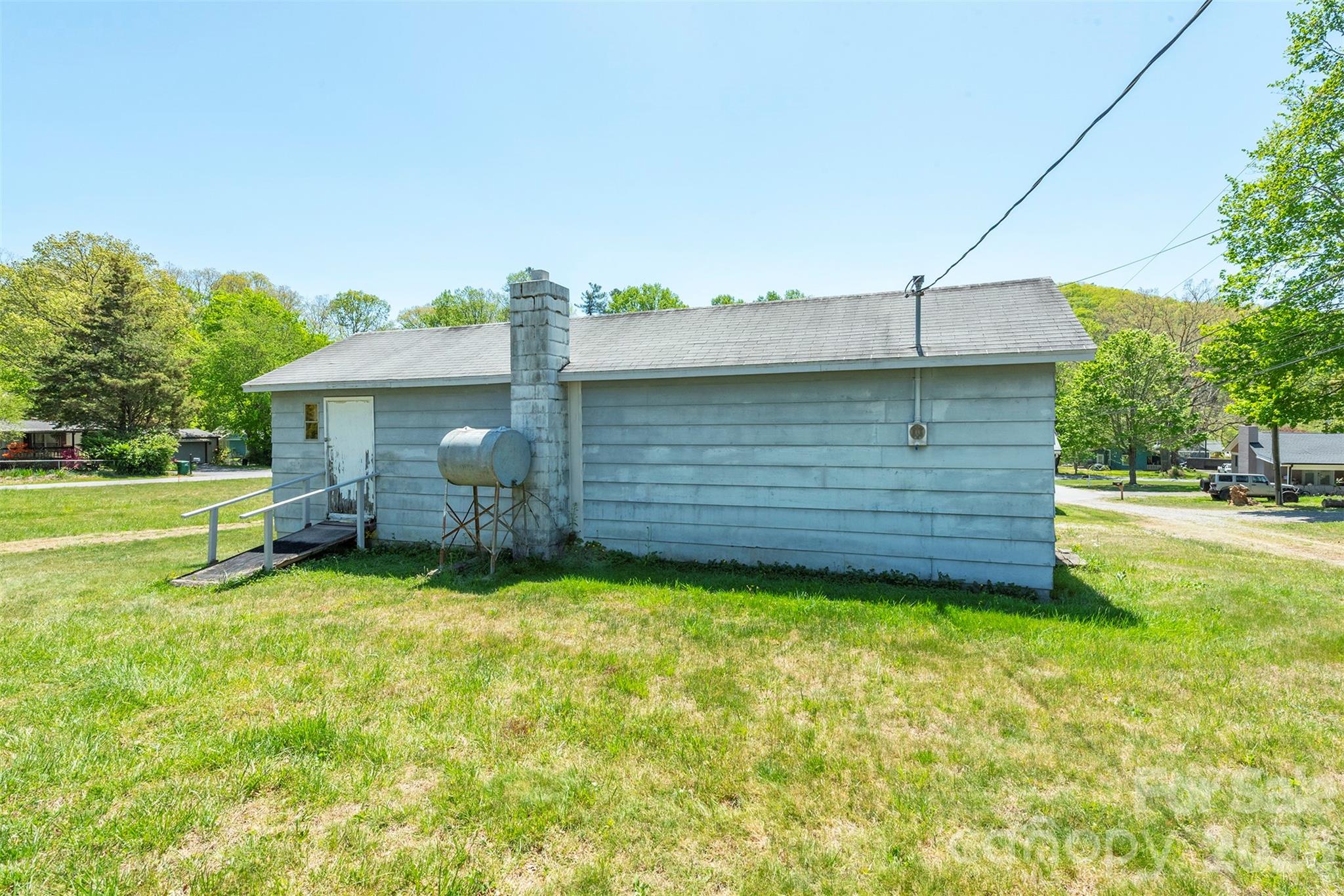 28 Brooks Cove Road — Black Mountain