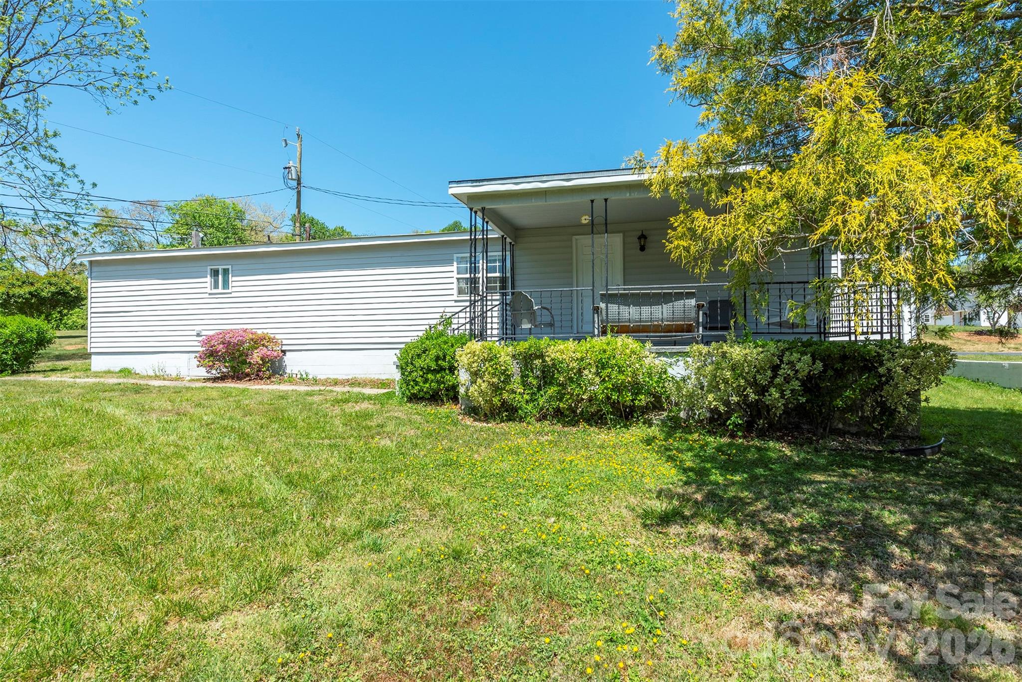 28 Brooks Cove Road — Black Mountain