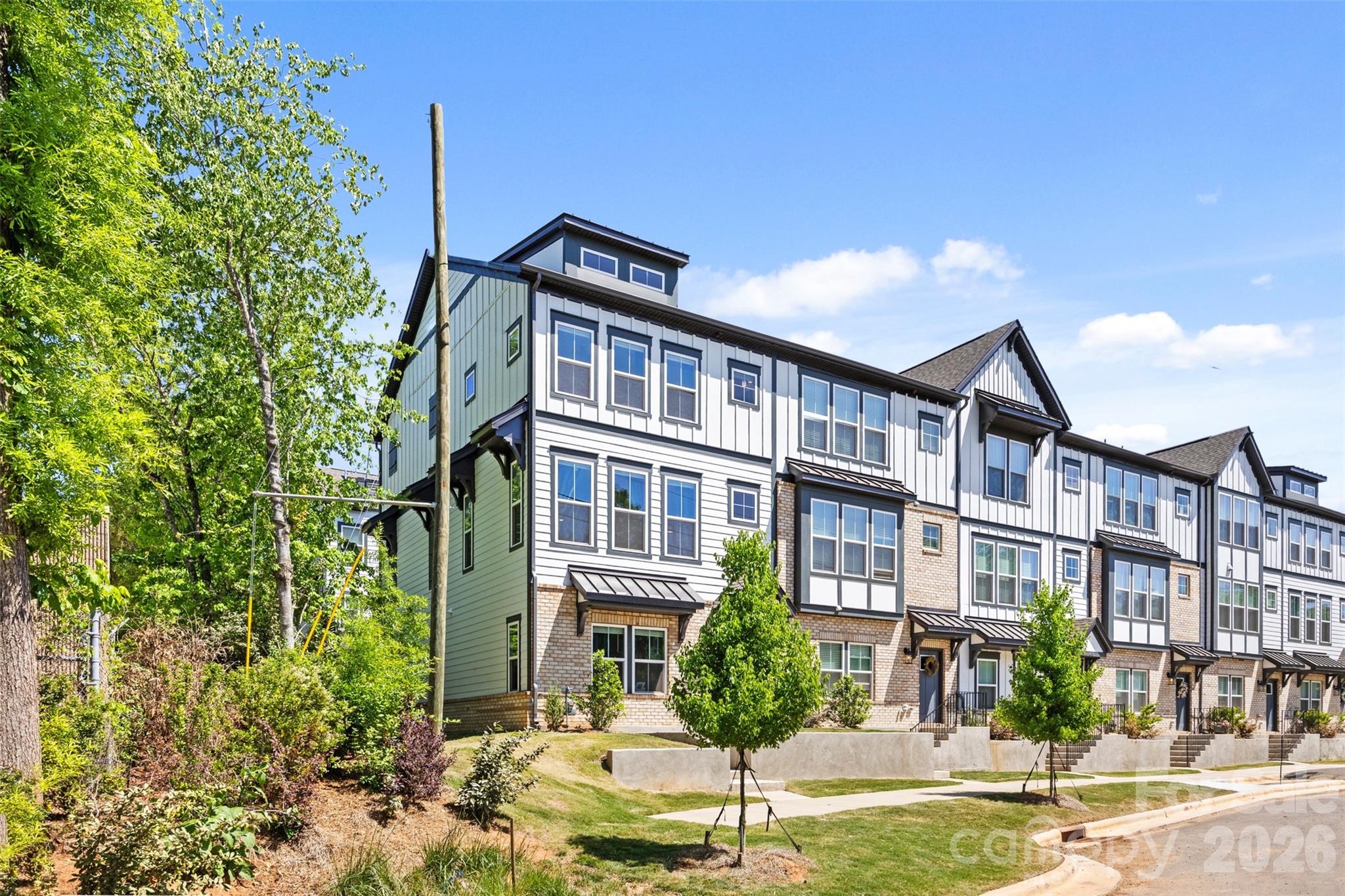 424 Catawba Avenue — Davidson