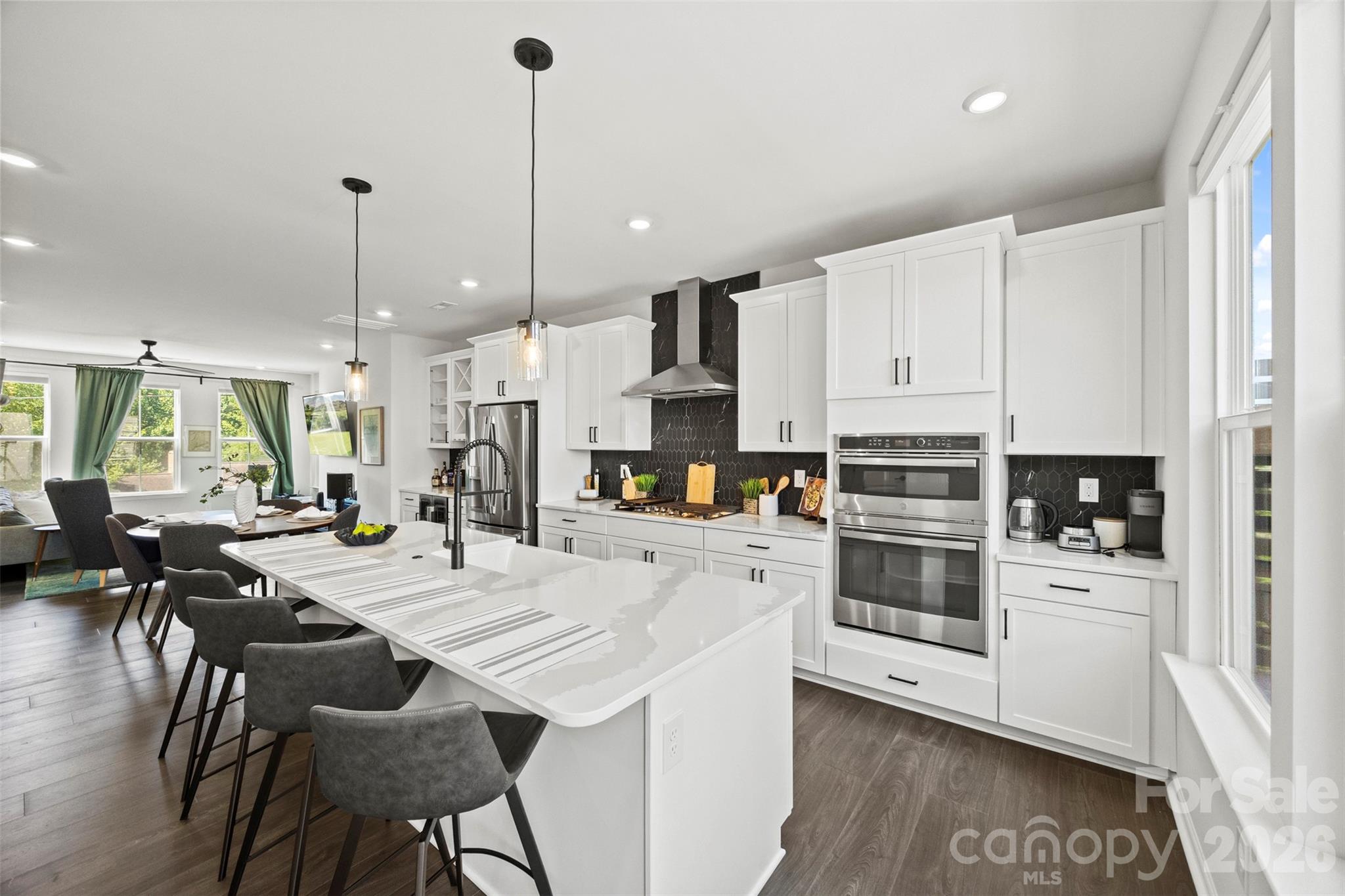 424 Catawba Avenue — Davidson