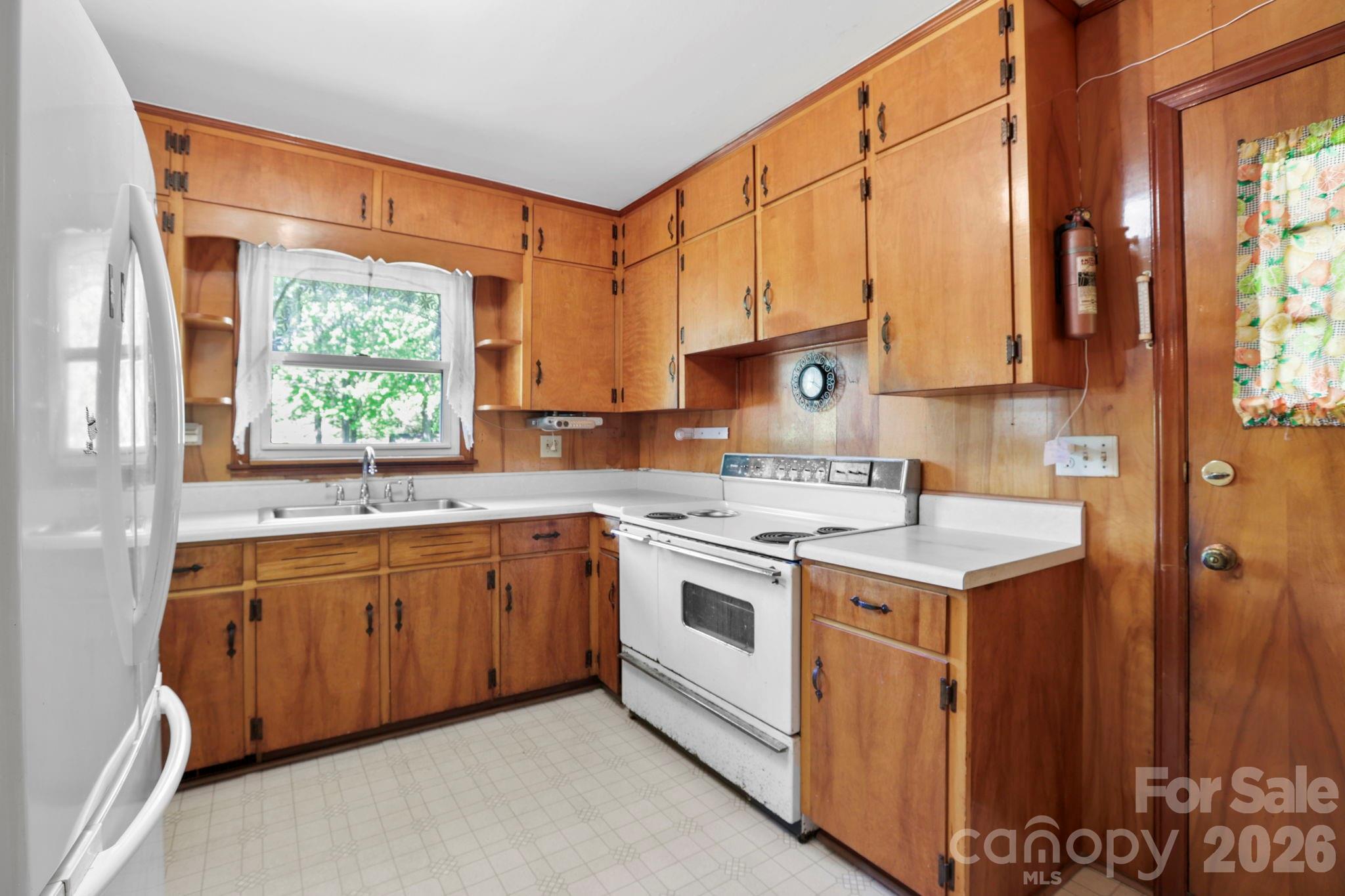41 Hartshorn Drive — Candler