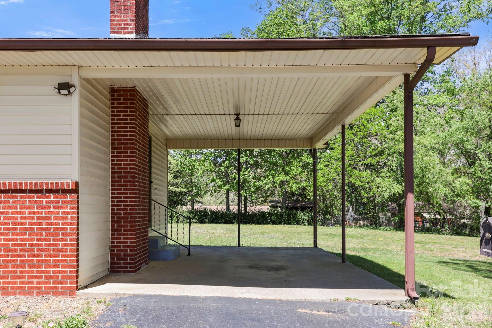 41 Hartshorn Drive — Candler