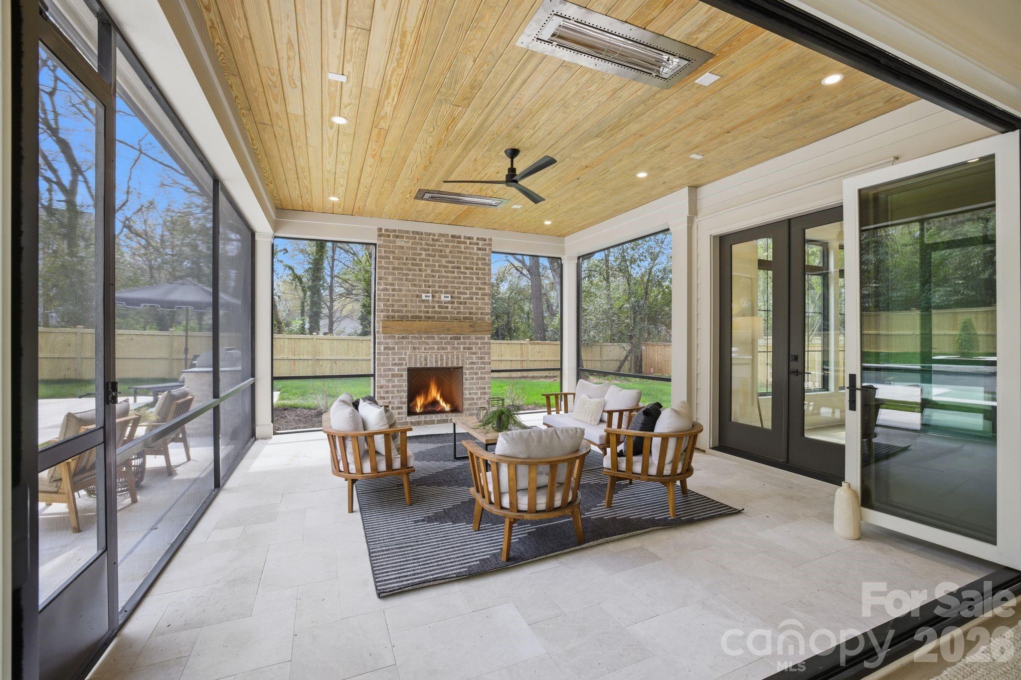 519 Meadowbrook Road — Charlotte