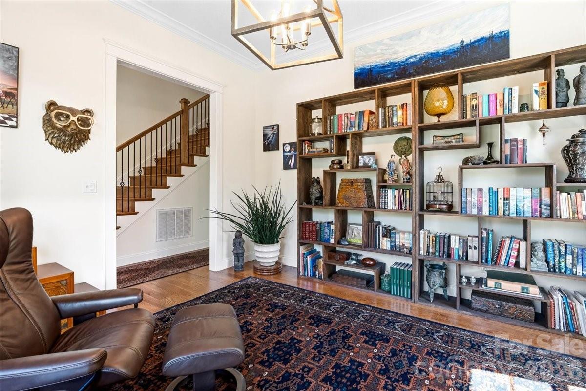 15 Quail Hollow Drive — Arden