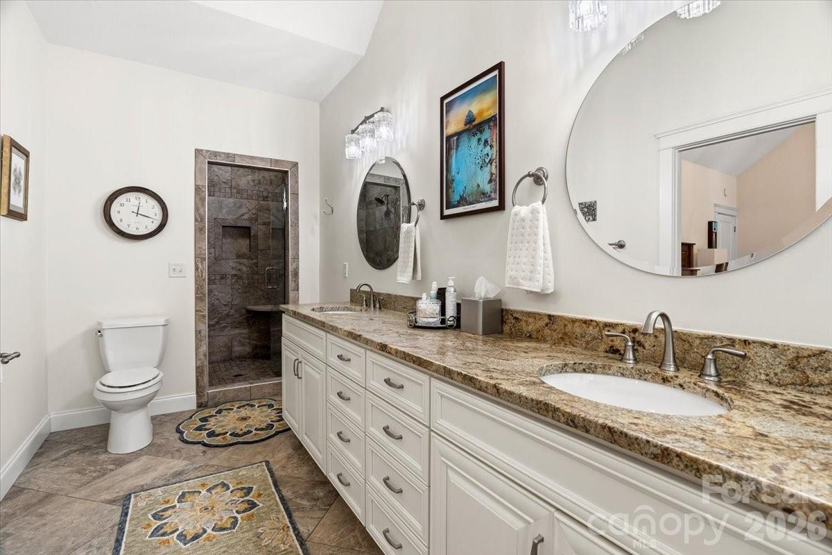 15 Quail Hollow Drive — Arden