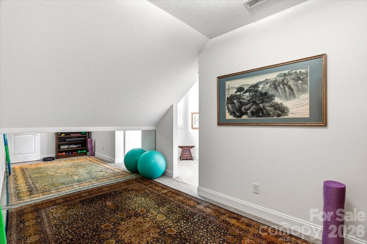 15 Quail Hollow Drive — Arden