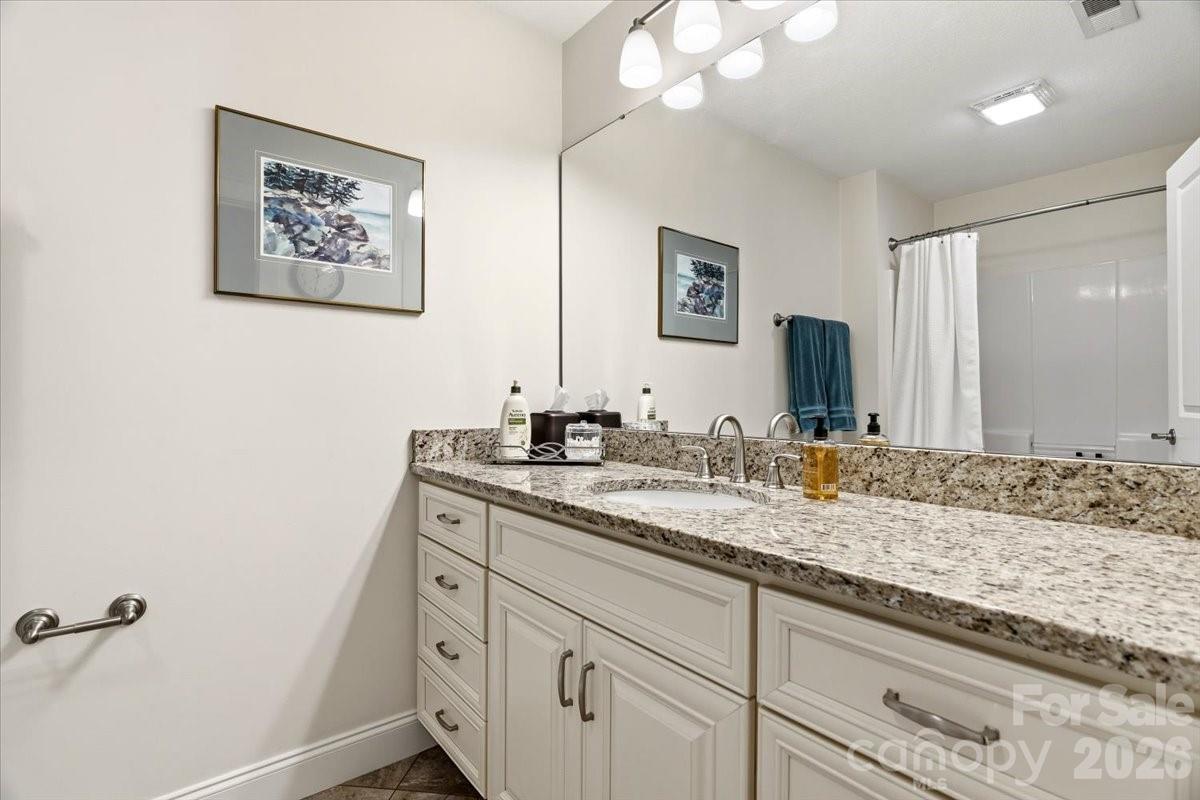 15 Quail Hollow Drive — Arden