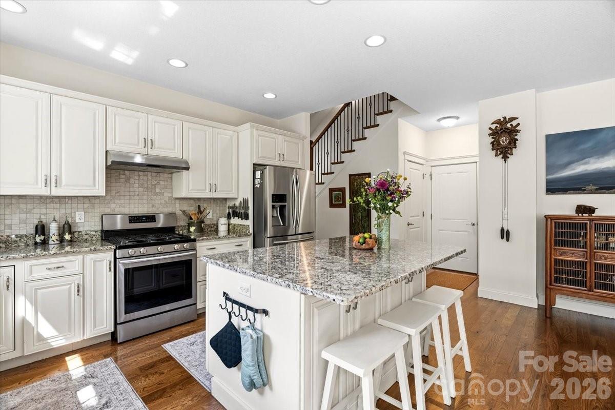 15 Quail Hollow Drive — Arden