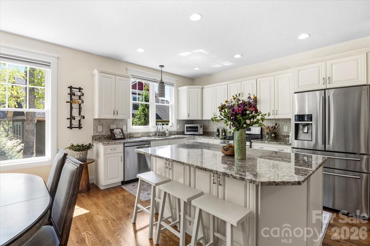 15 Quail Hollow Drive — Arden