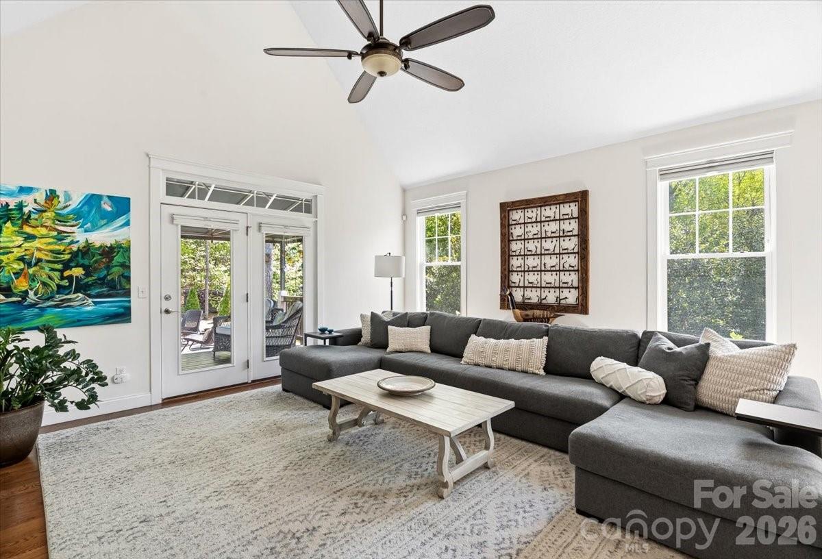 15 Quail Hollow Drive — Arden