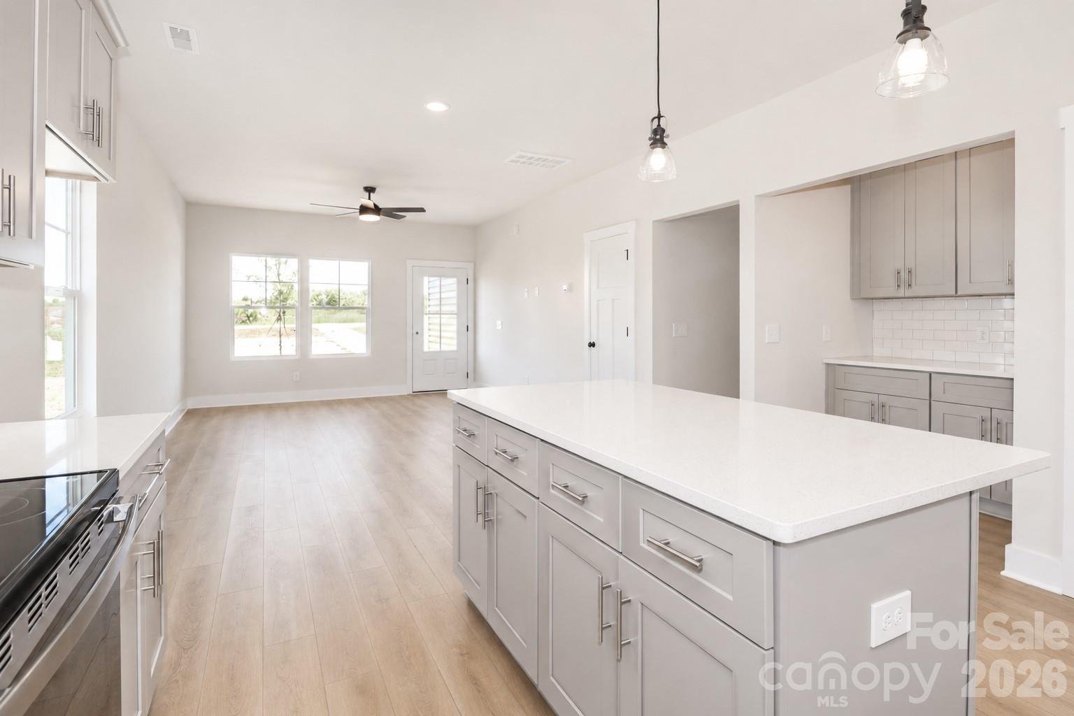 103 Cain Road — Stony Point