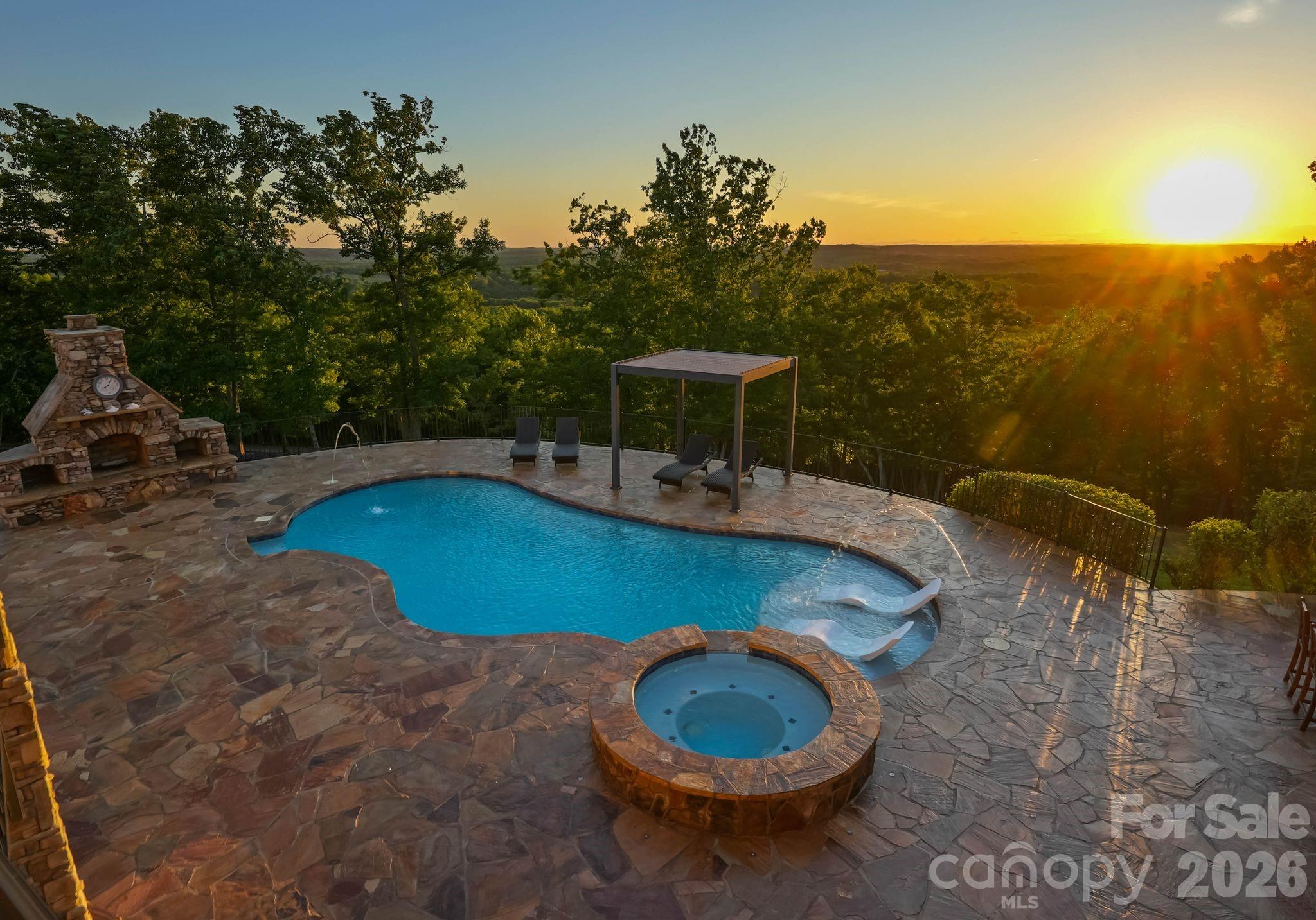 605 Recore Ridge Road — Bessemer City