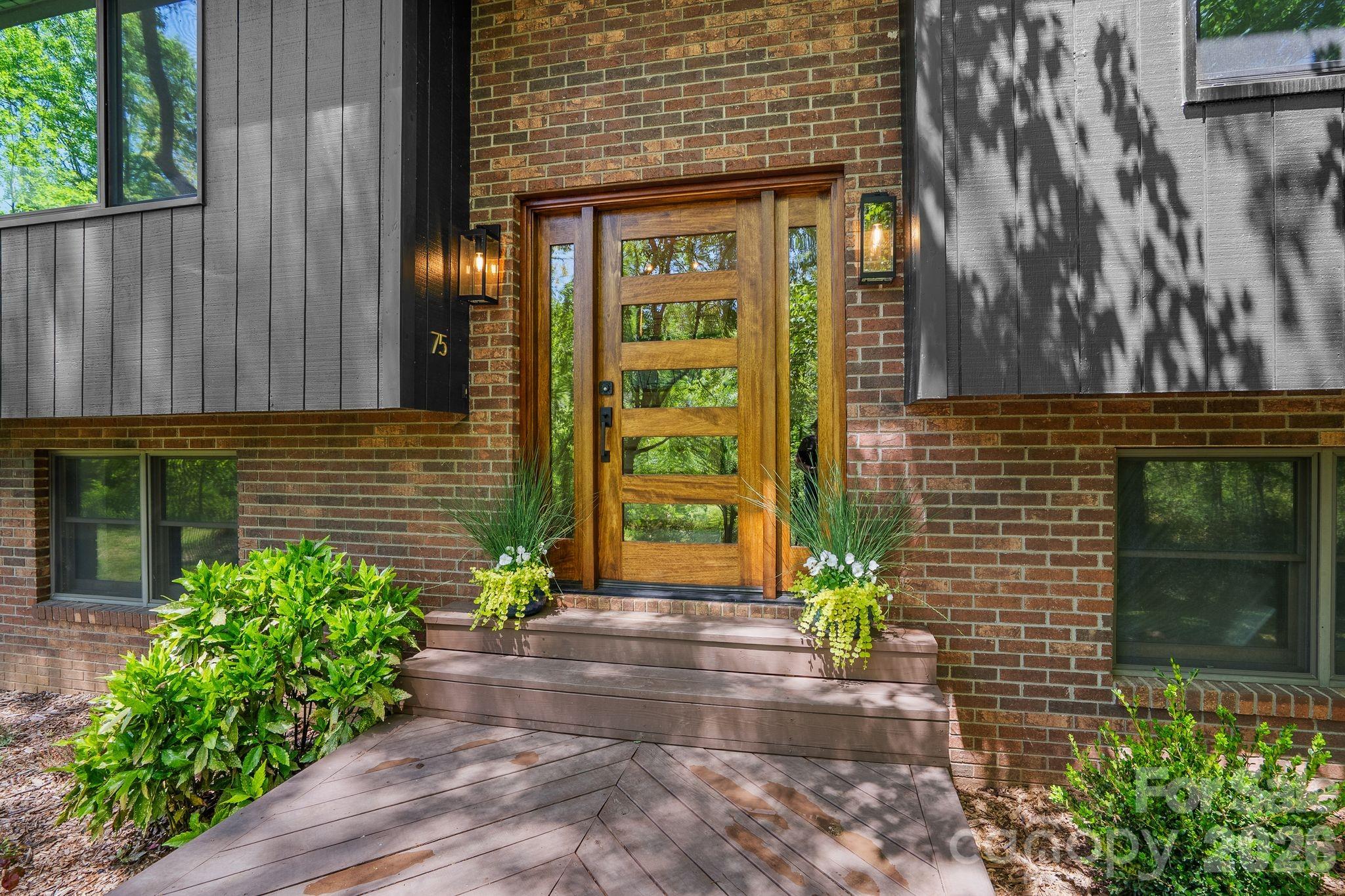 75 High Valley Estates Drive — Alexander