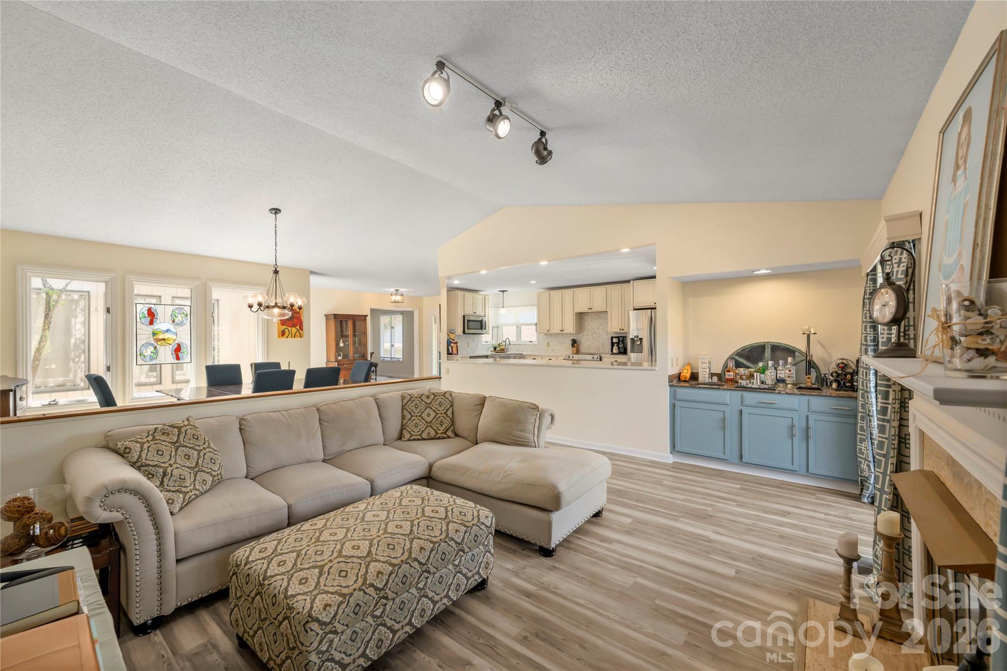 109 Clubwood Court — Asheville