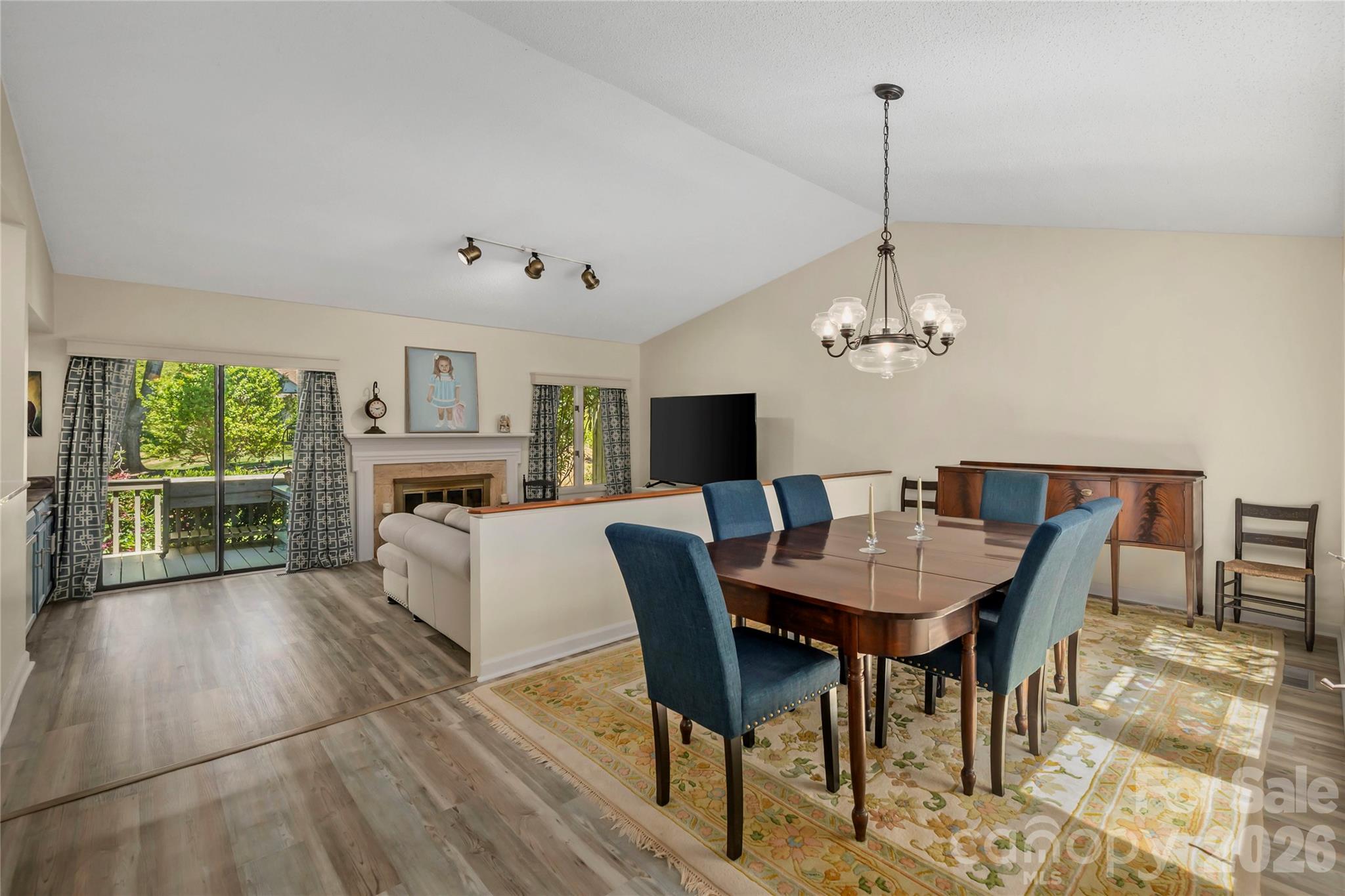 109 Clubwood Court — Asheville