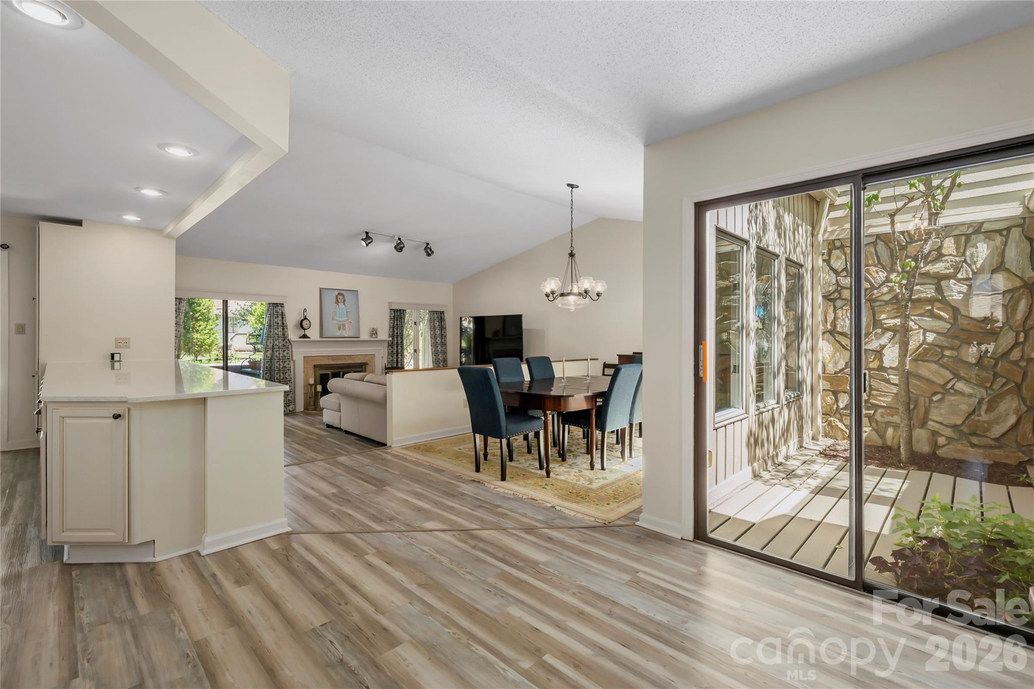 109 Clubwood Court — Asheville
