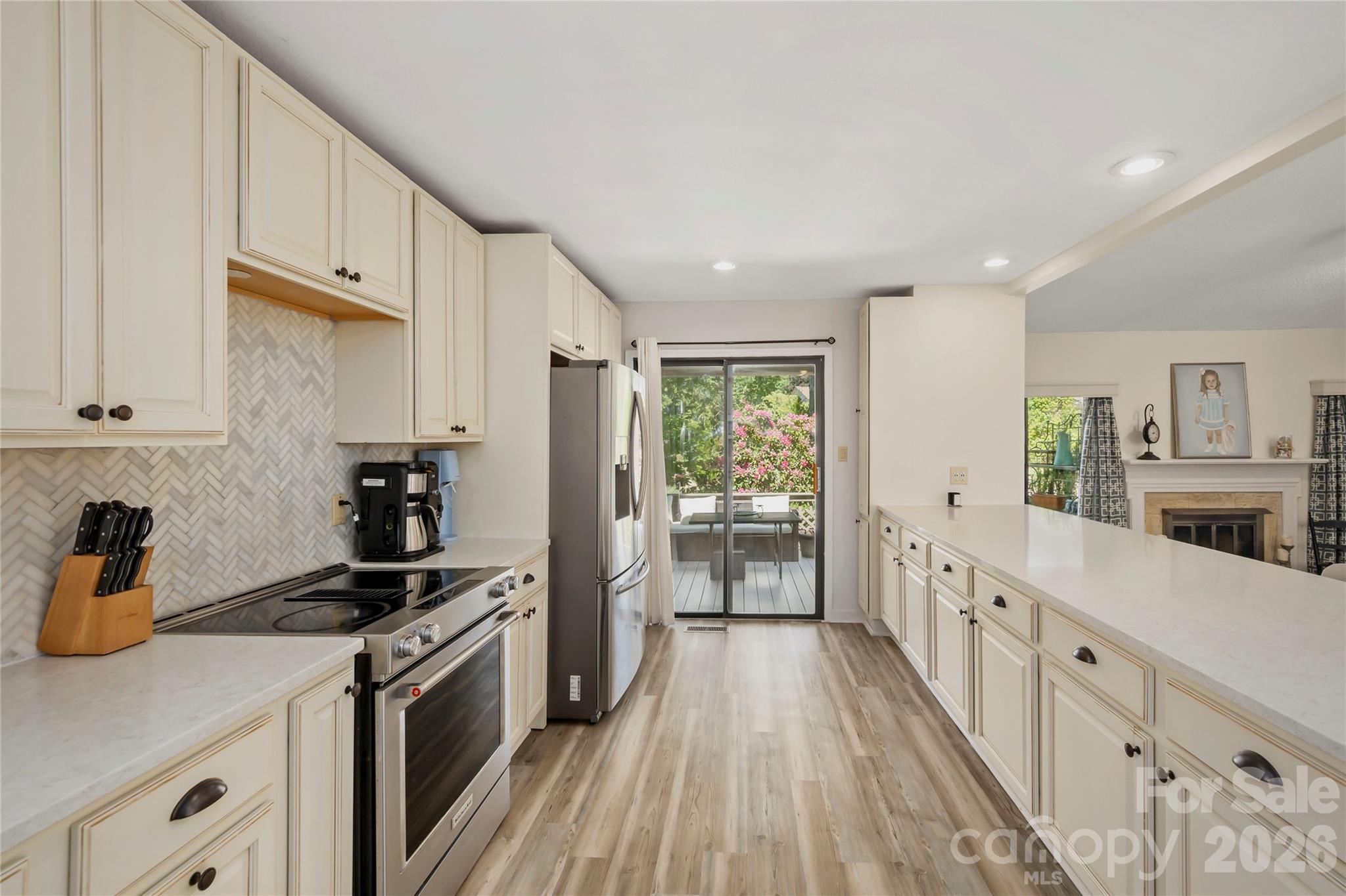 109 Clubwood Court — Asheville