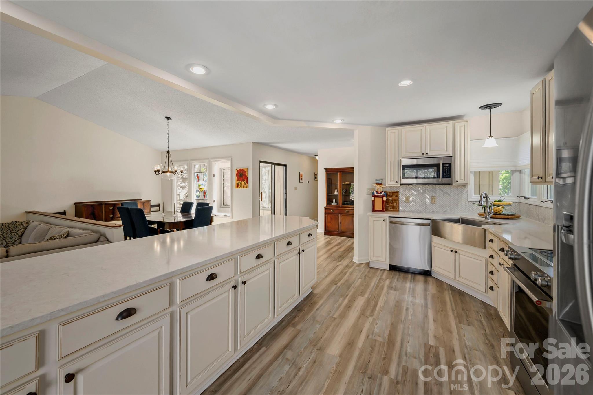 109 Clubwood Court — Asheville