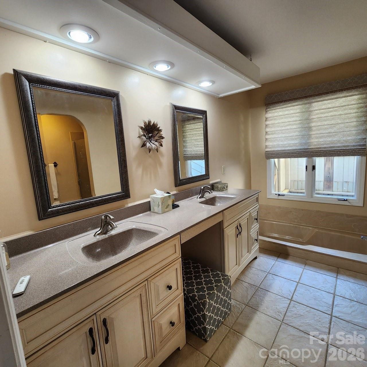 109 Clubwood Court — Asheville