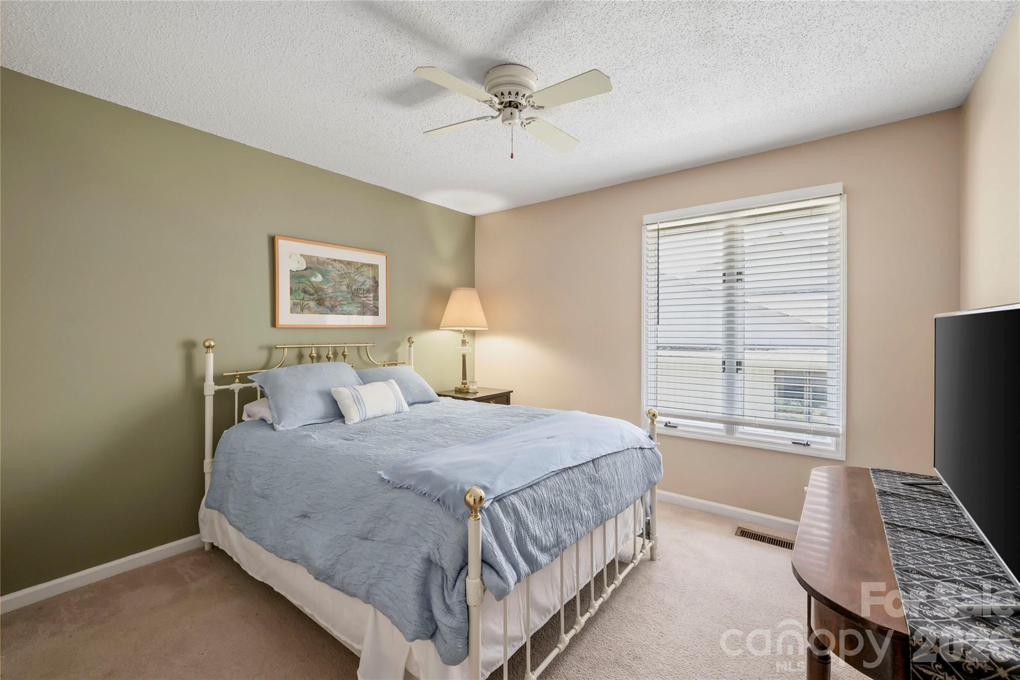 109 Clubwood Court — Asheville