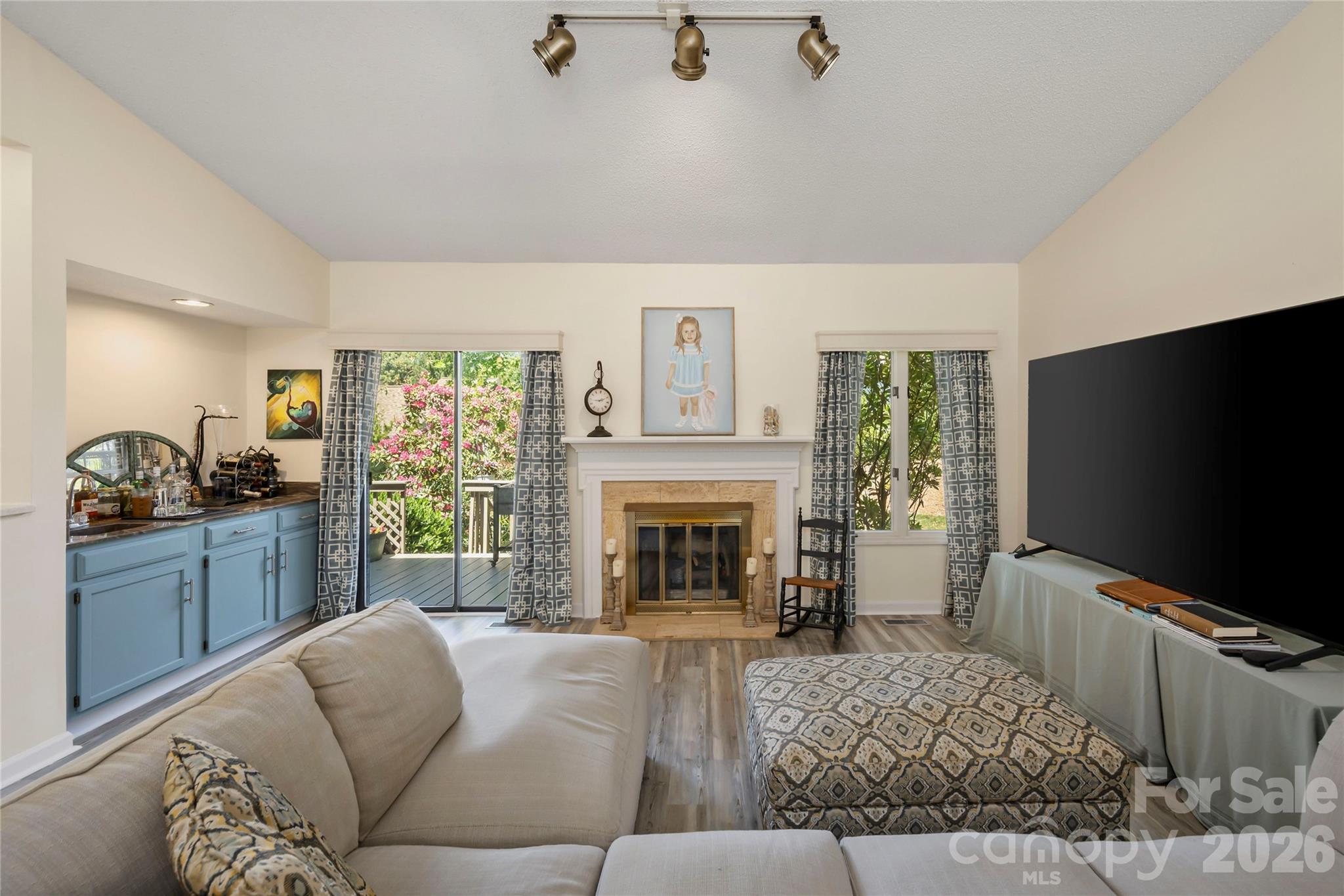 109 Clubwood Court — Asheville