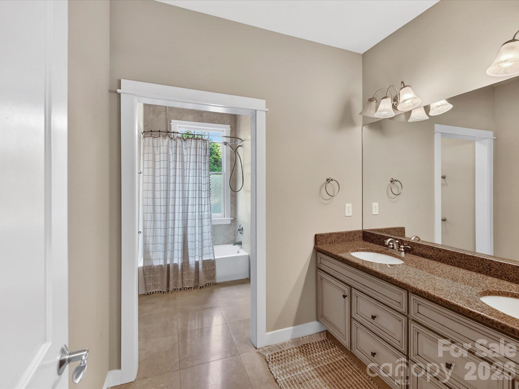 514 Magnolia Avenue — Charlotte