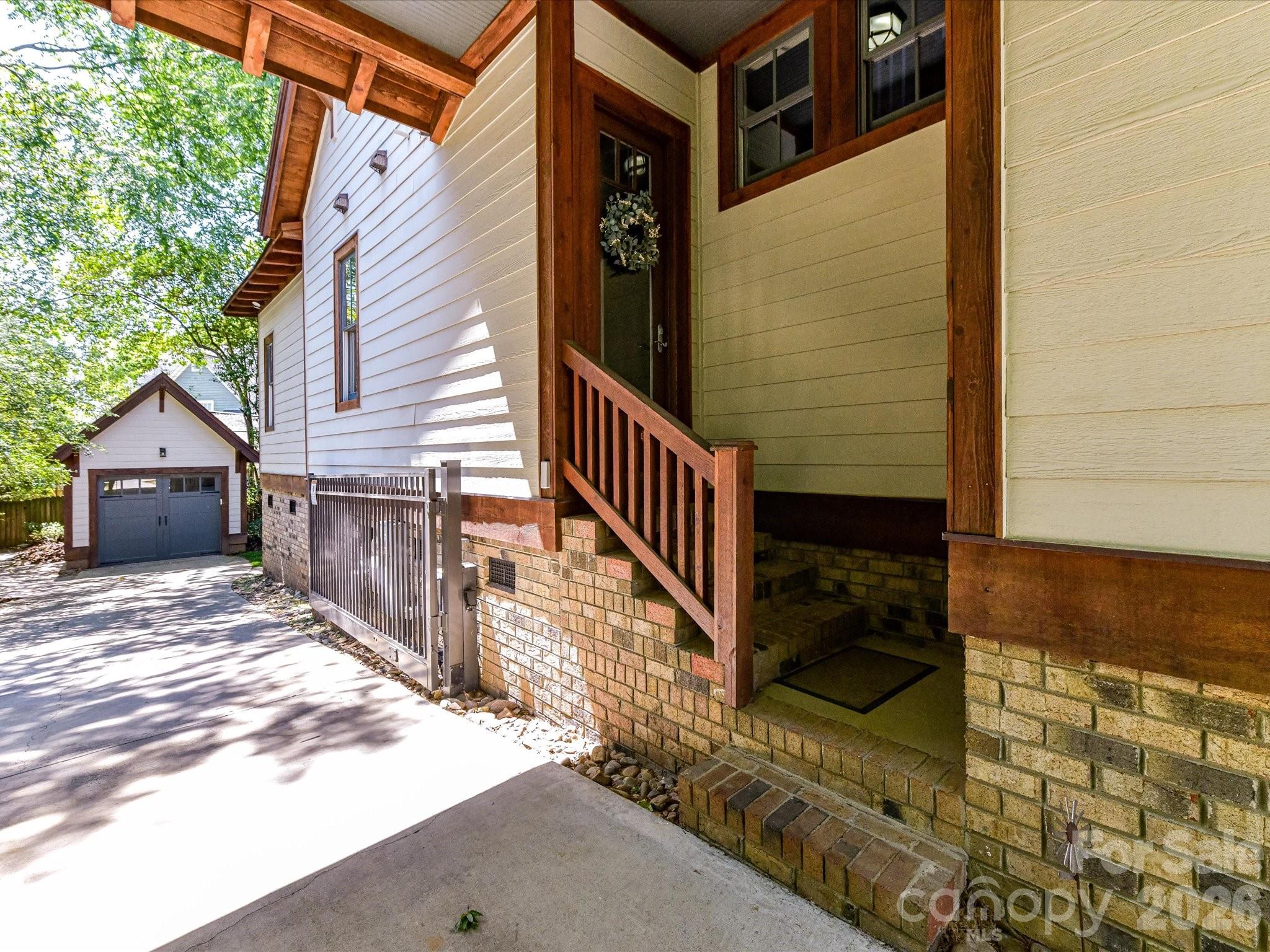 514 Magnolia Avenue — Charlotte