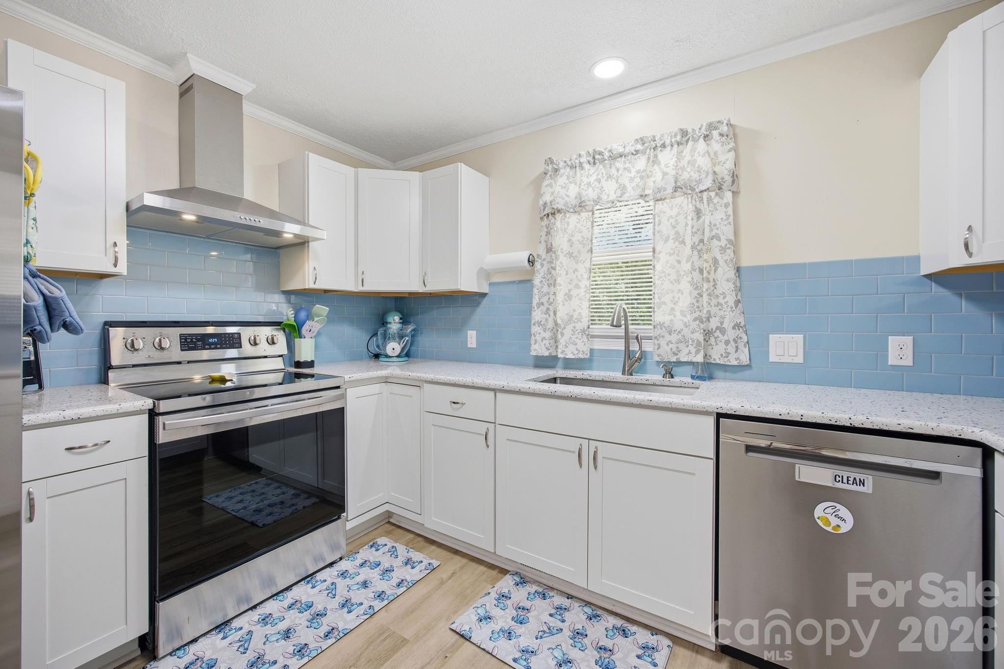 234 Oak Lane — Oakboro