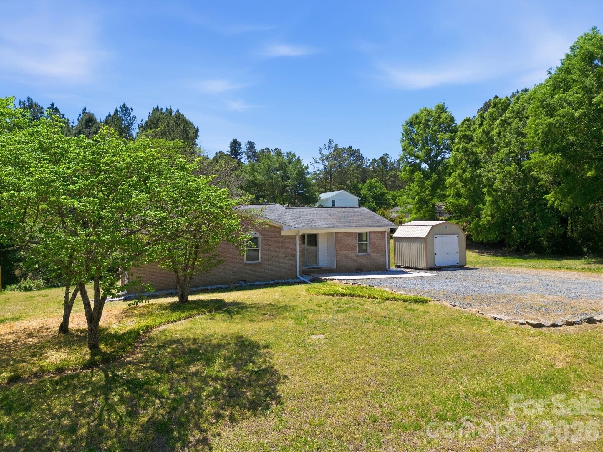 234 Oak Lane — Oakboro