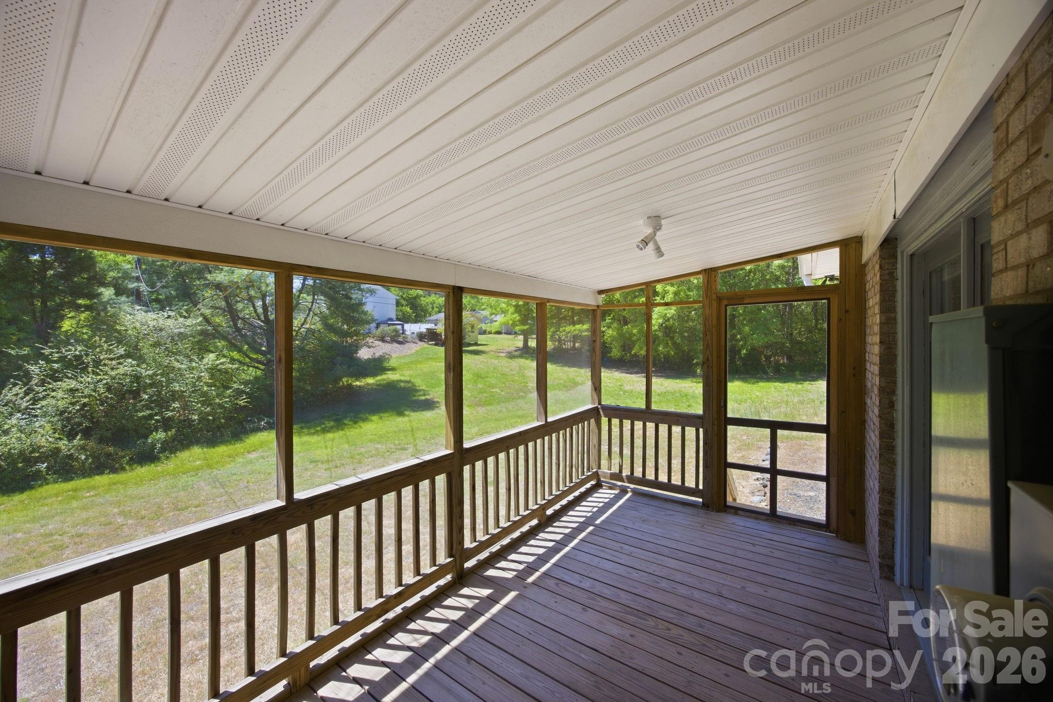 234 Oak Lane — Oakboro