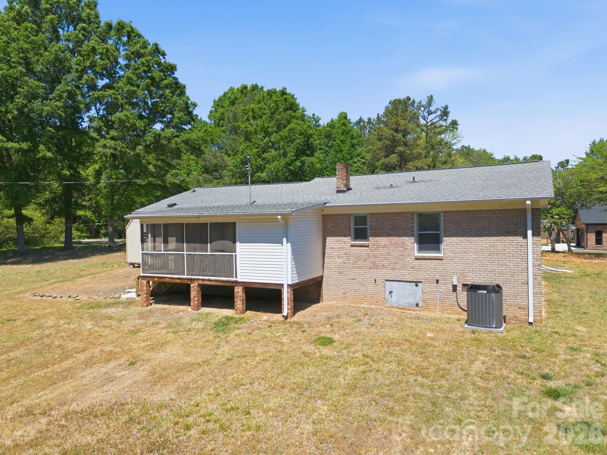 234 Oak Lane — Oakboro