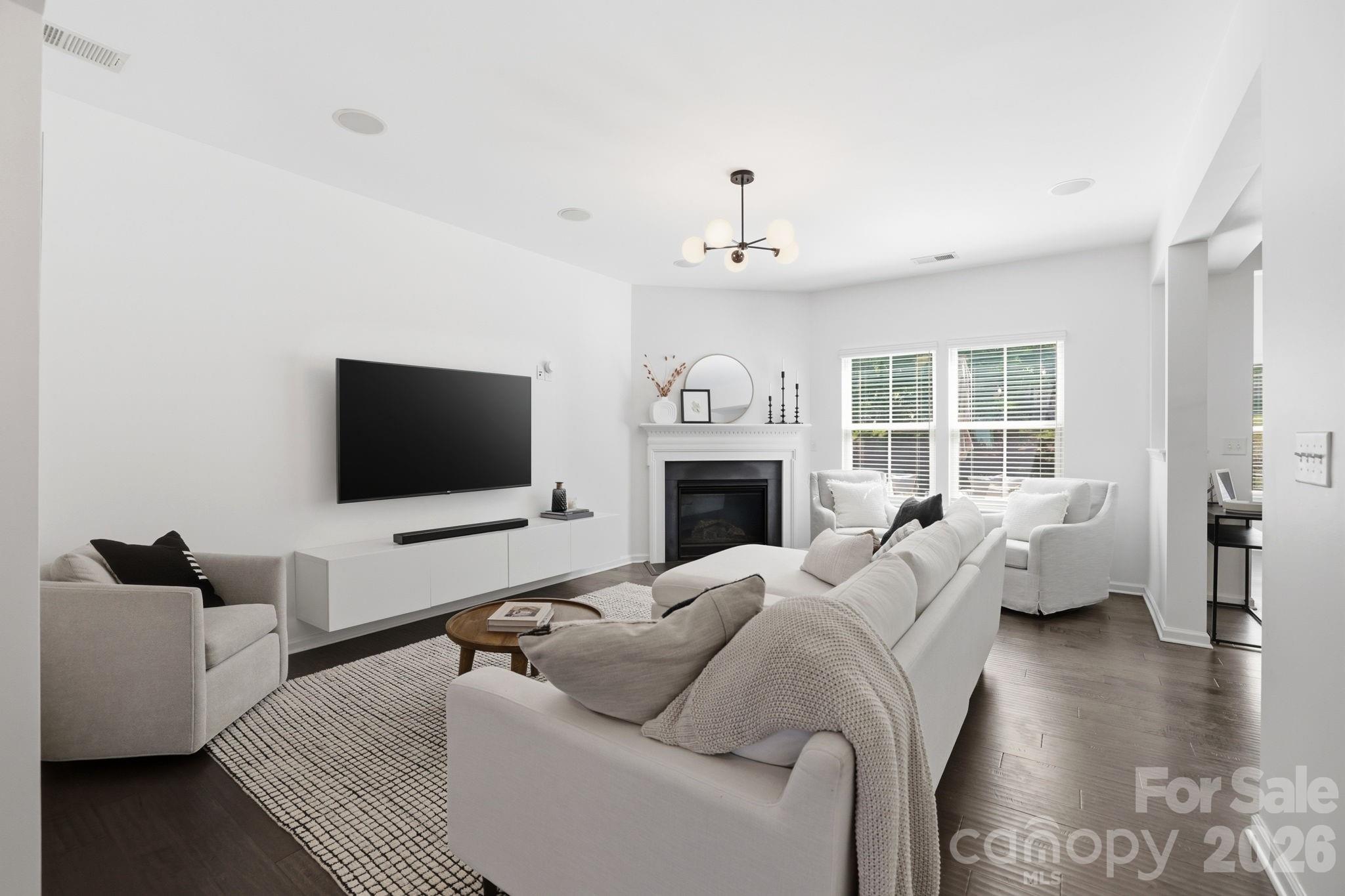 1819 Fleetwood Drive — Charlotte