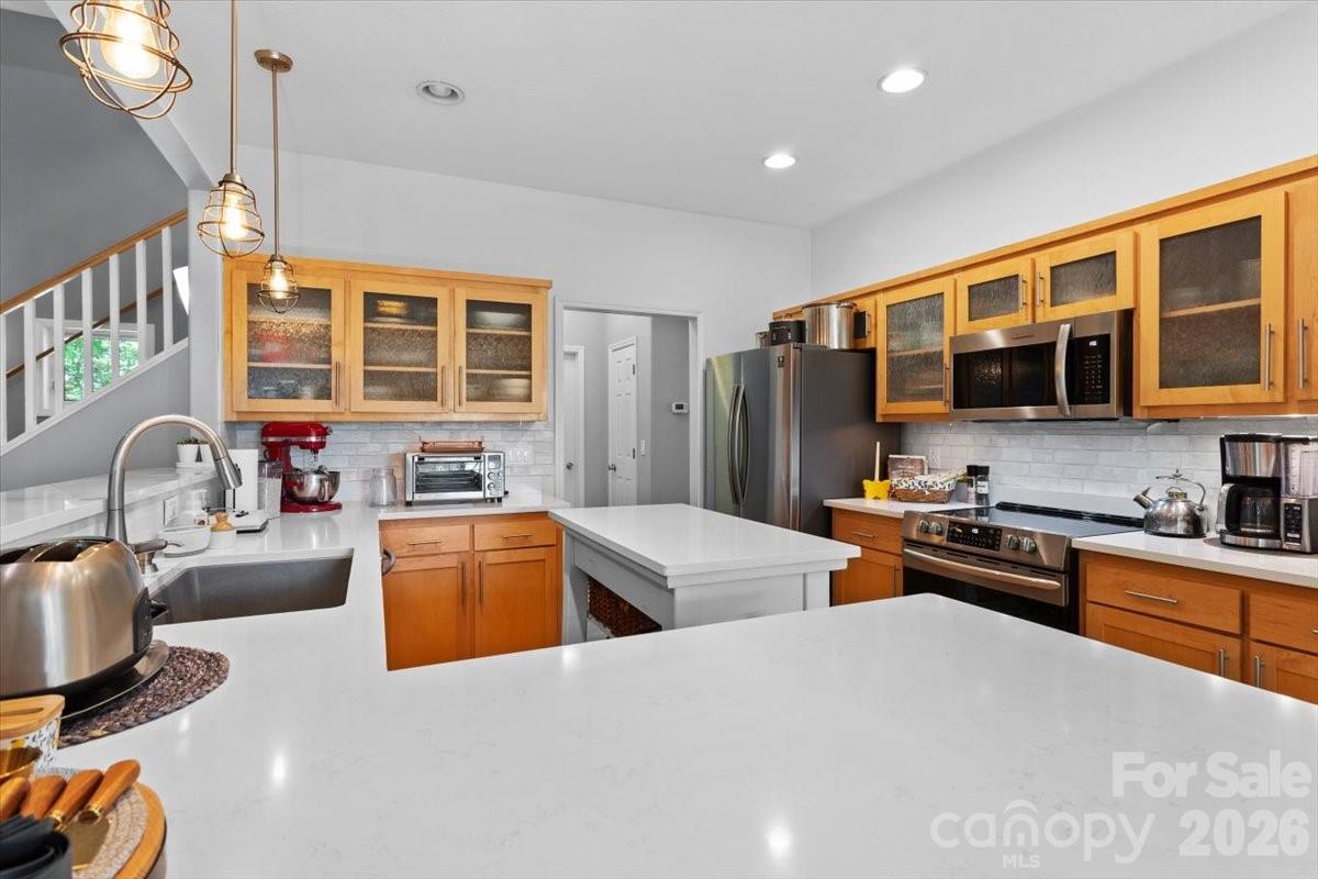 1307 Golf Course Road — Old Fort