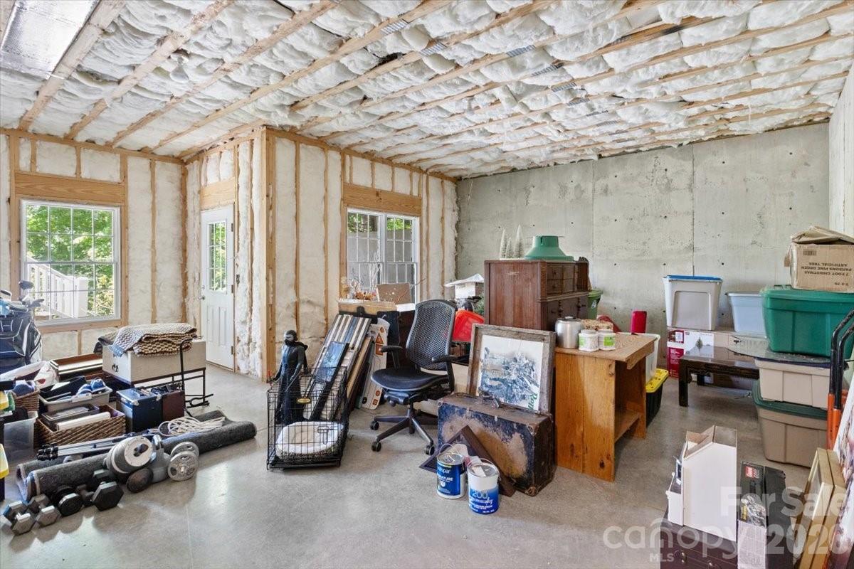 1307 Golf Course Road — Old Fort