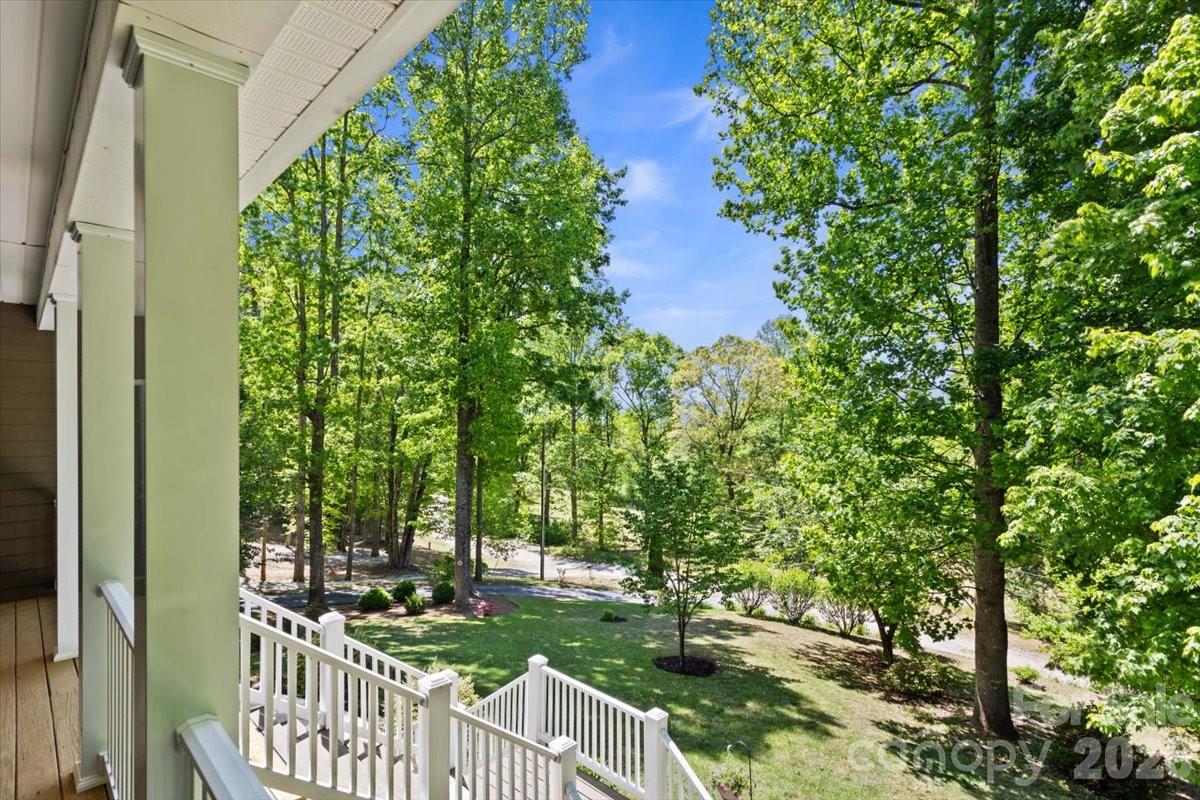 1307 Golf Course Road — Old Fort