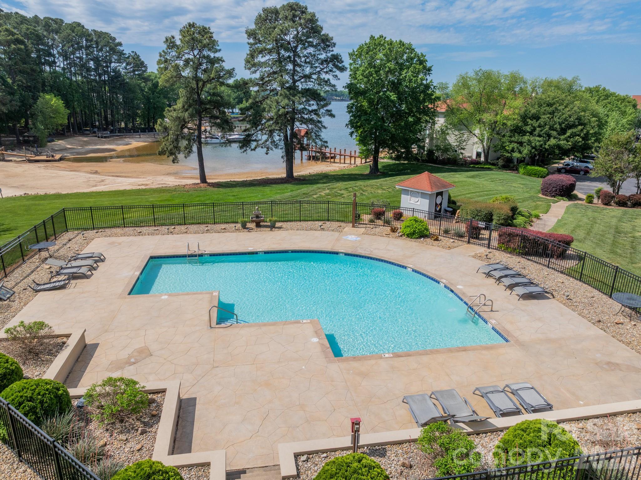 17919 Kings Point Drive #C — Cornelius