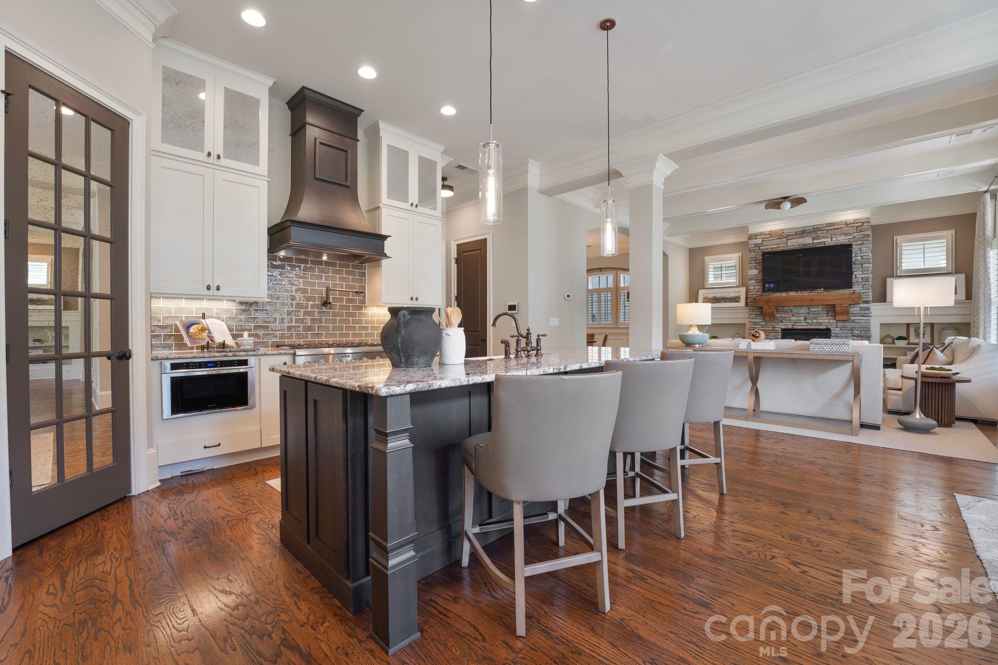 4315 Calvet Court — Charlotte