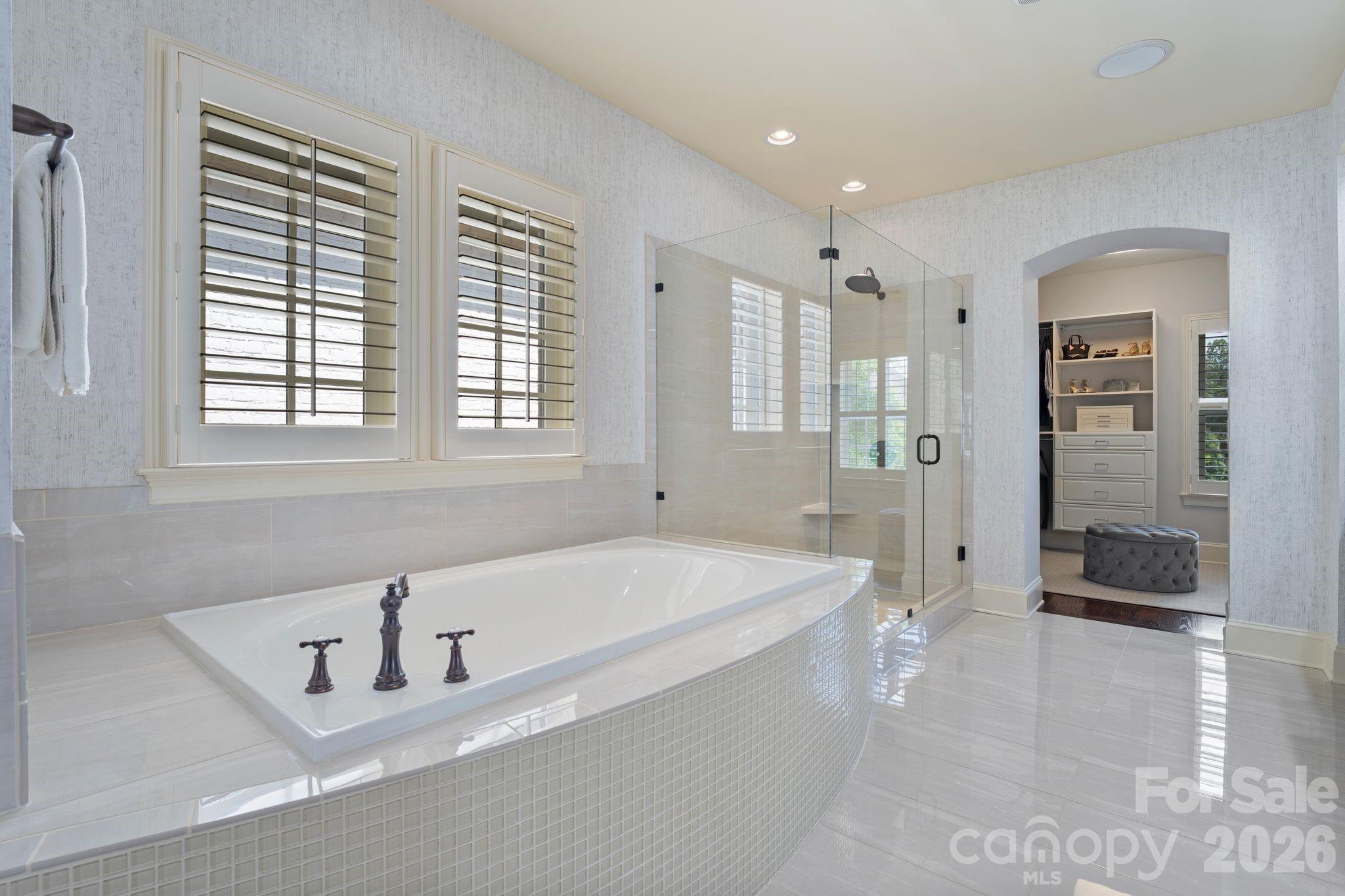 4315 Calvet Court — Charlotte