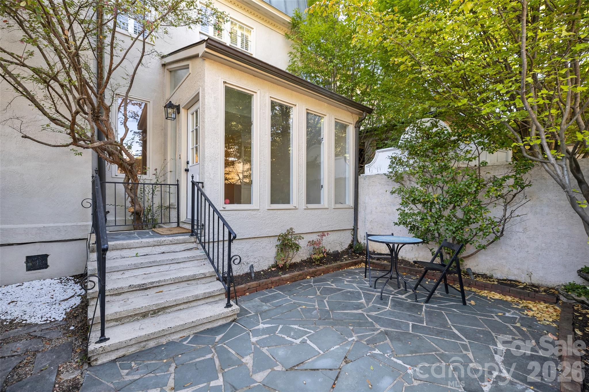153 Perrin Place #153 — Charlotte
