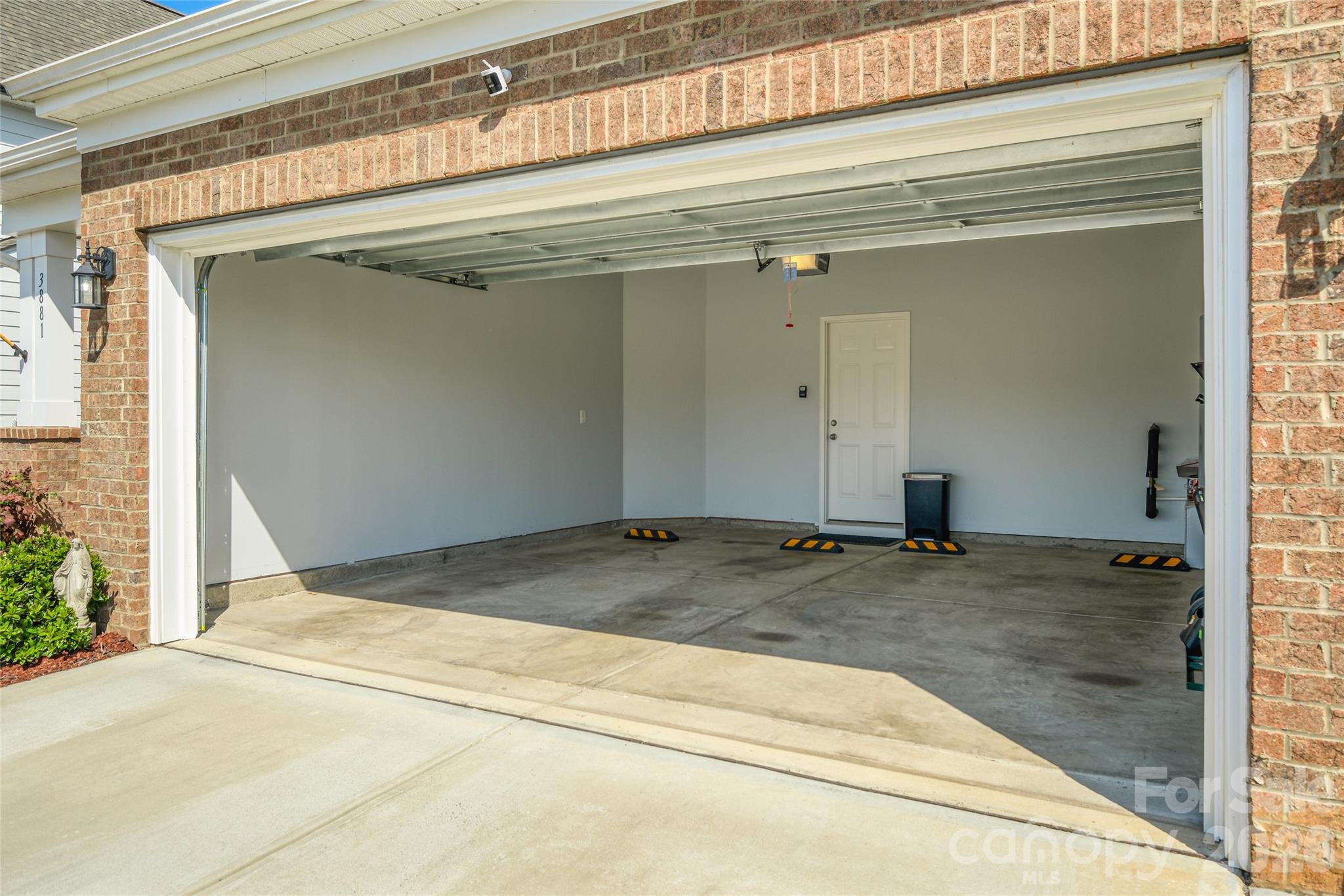 3881 Center Place Drive — Harrisburg