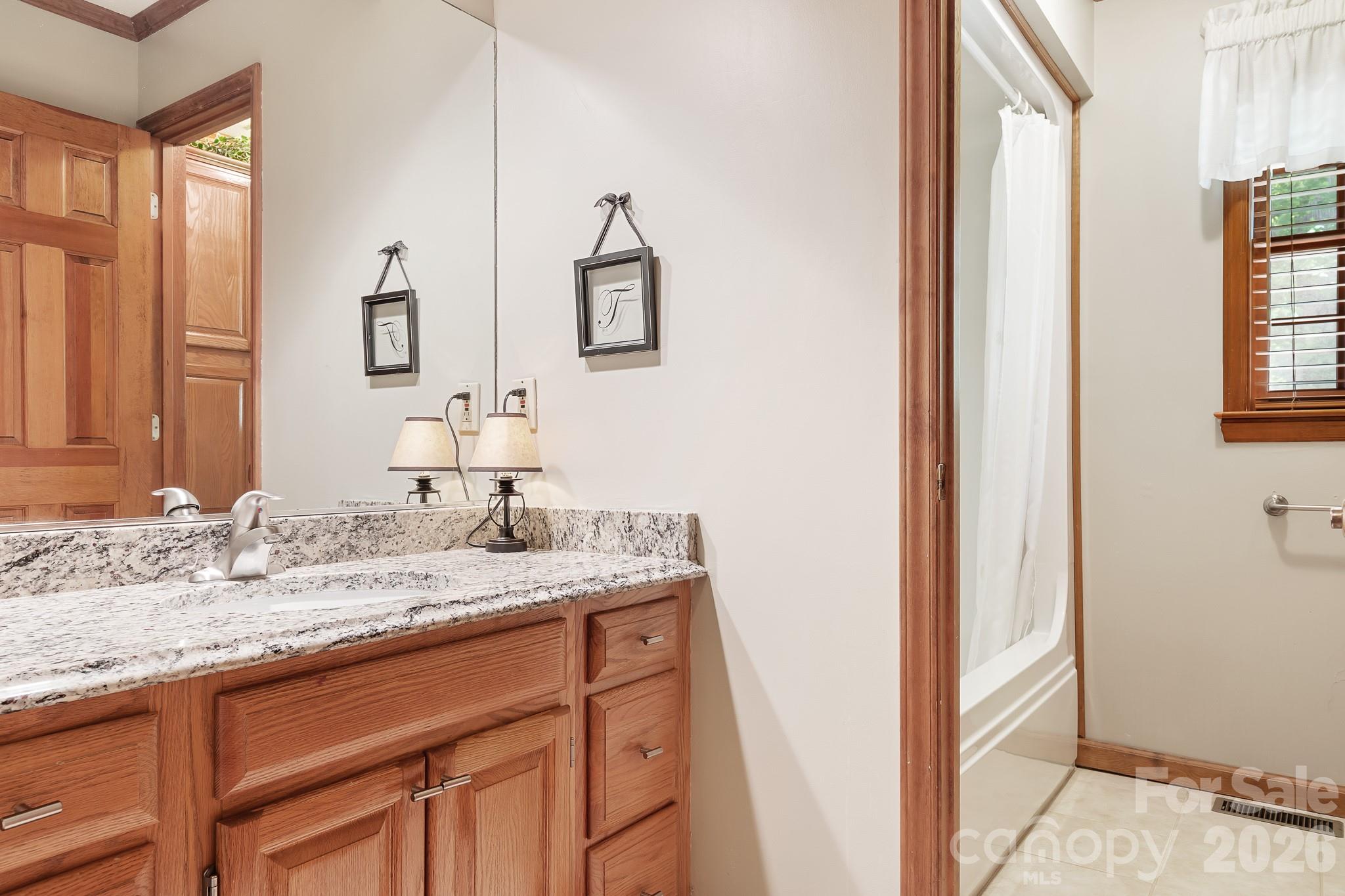 2111 Wayles Court — Gastonia