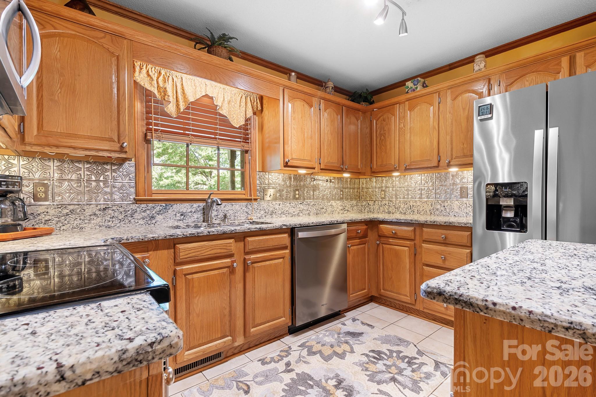 2111 Wayles Court — Gastonia