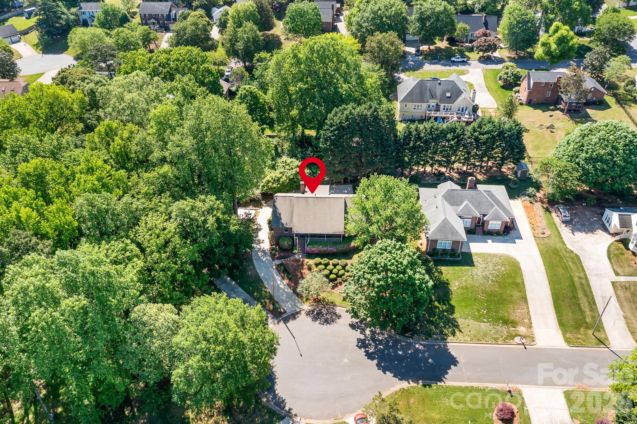 2111 Wayles Court — Gastonia